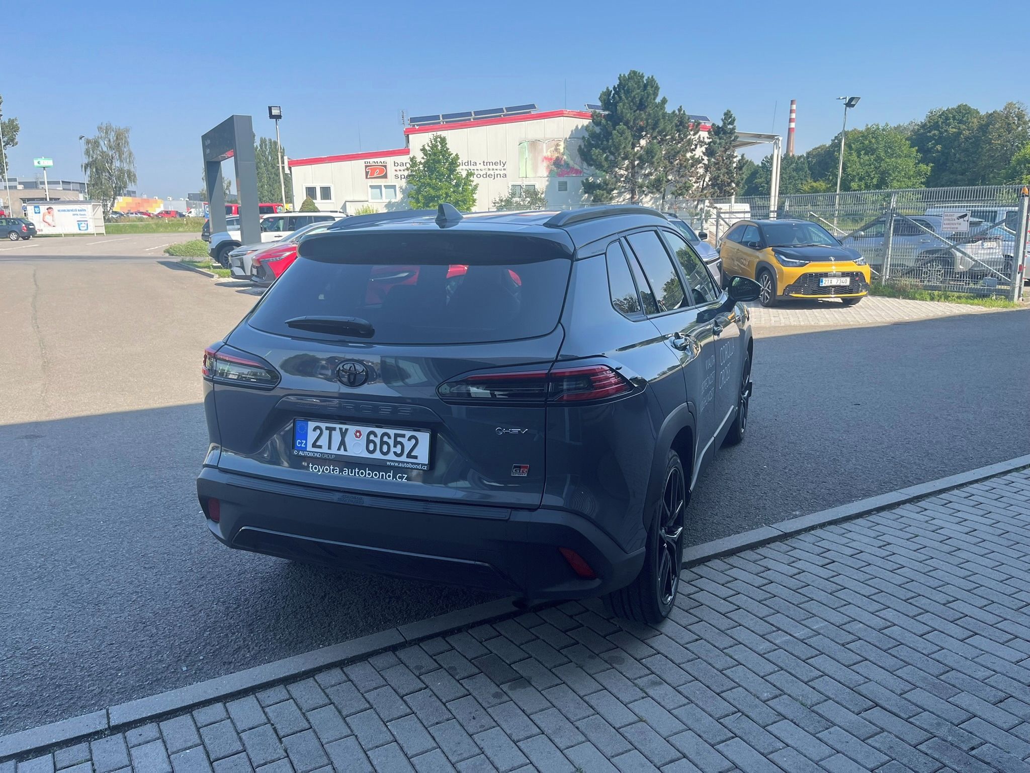 Toyota Corolla Cross, GR Sport 4x4 2.0 HEV - fotka 5