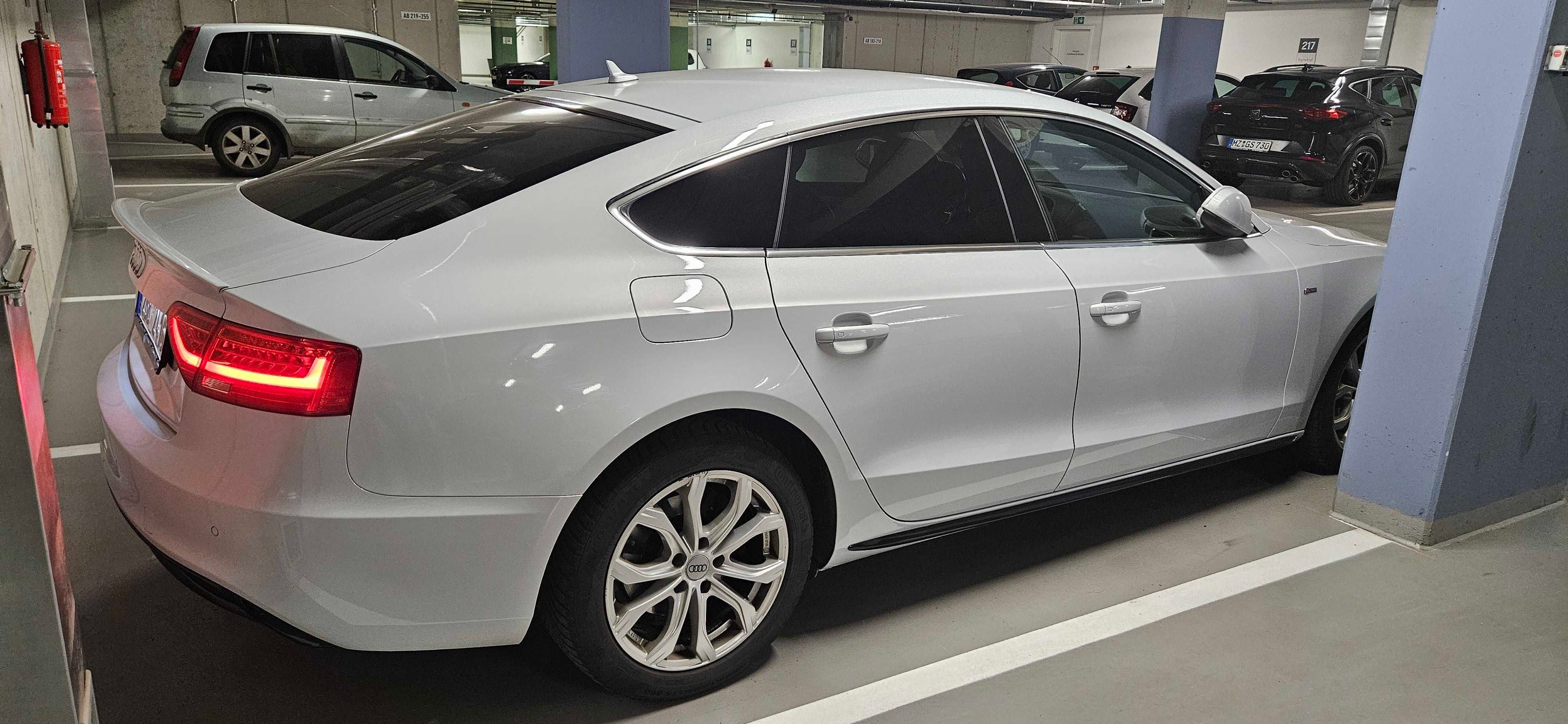 Audi A5, 2.0 TDI, S-line, Nez. topení - fotka 4