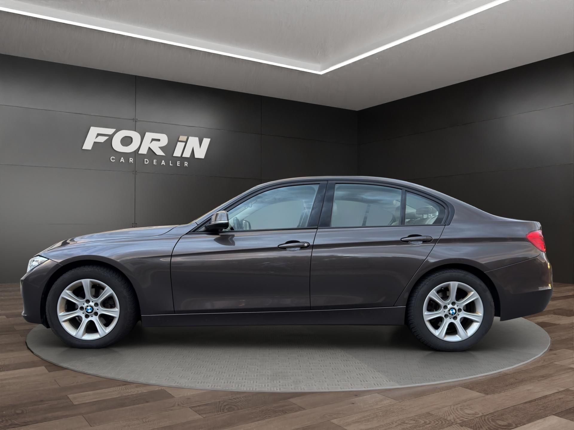 BMW Řada 3, 135KW 320D X-DRIVE - fotka 3