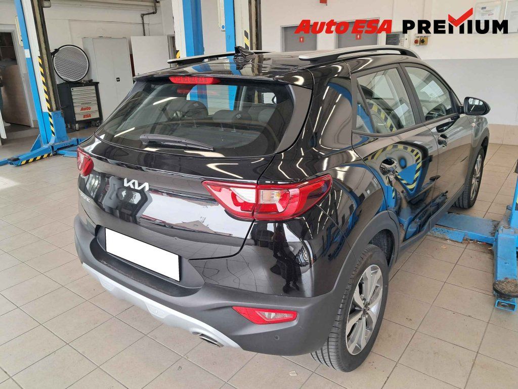 Kia Stonic, 1.2i,1.maj,ČR - fotka 2