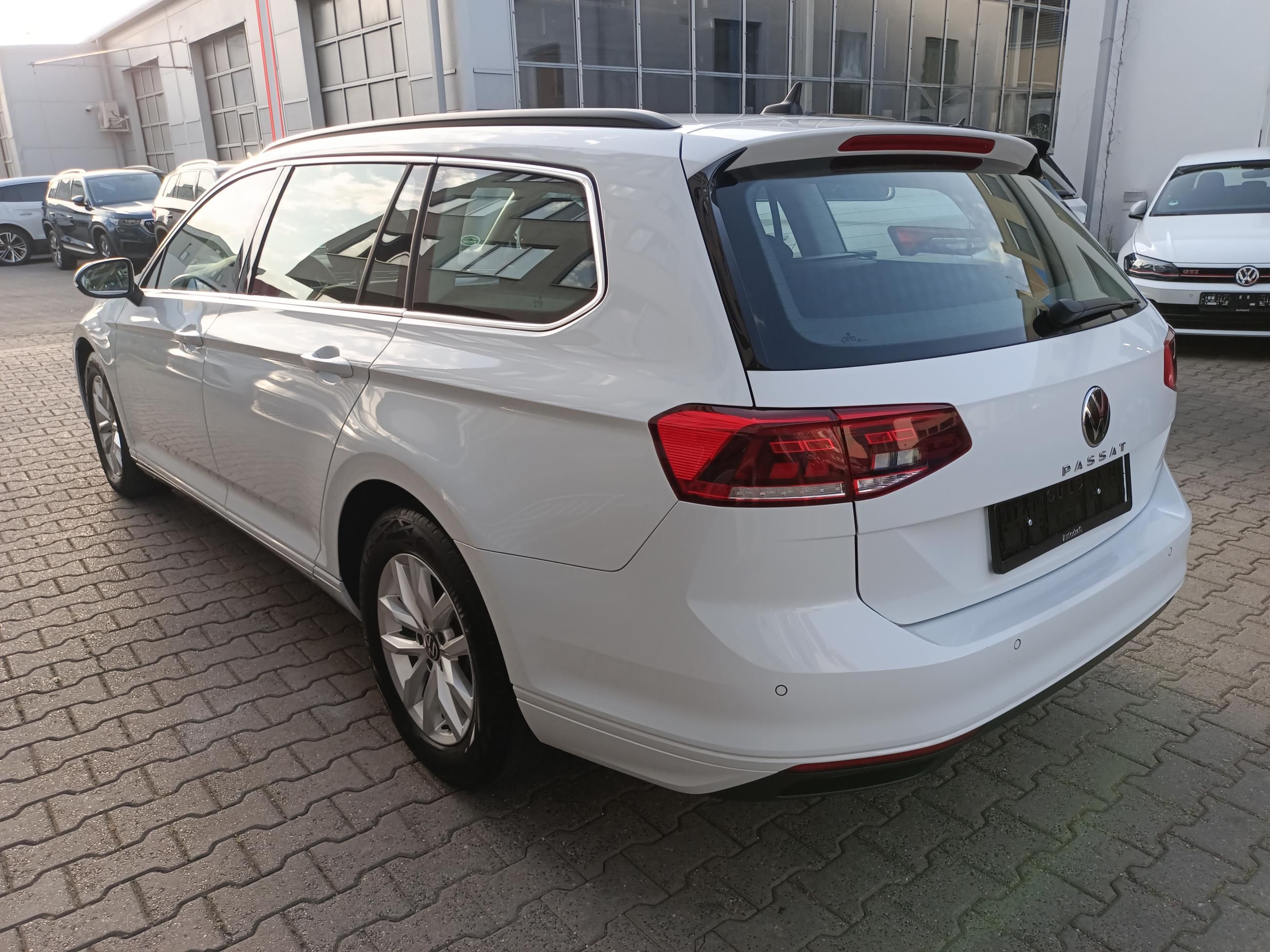 Volkswagen Passat Variant, 2.0 TDI 110kW DSG / Záruka - fotka 4