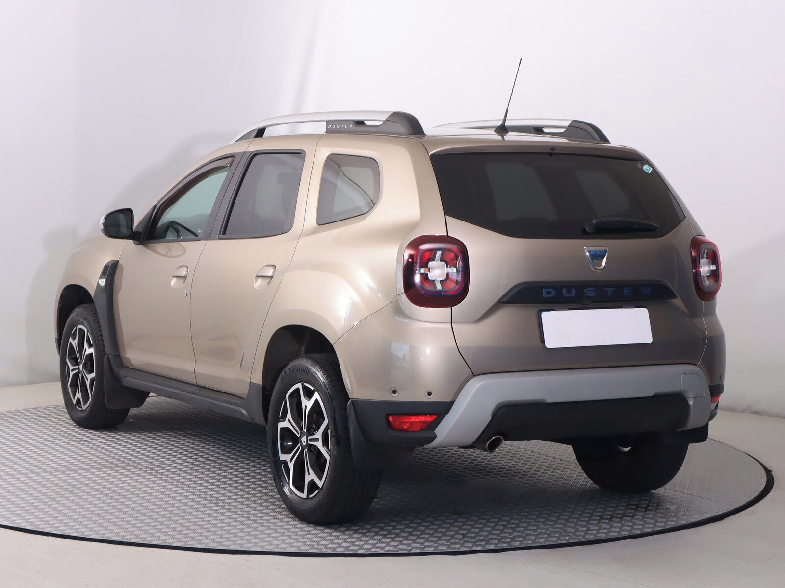 Dacia Duster, 1.0 TCe, LPG, Serv.kniha - fotka 4
