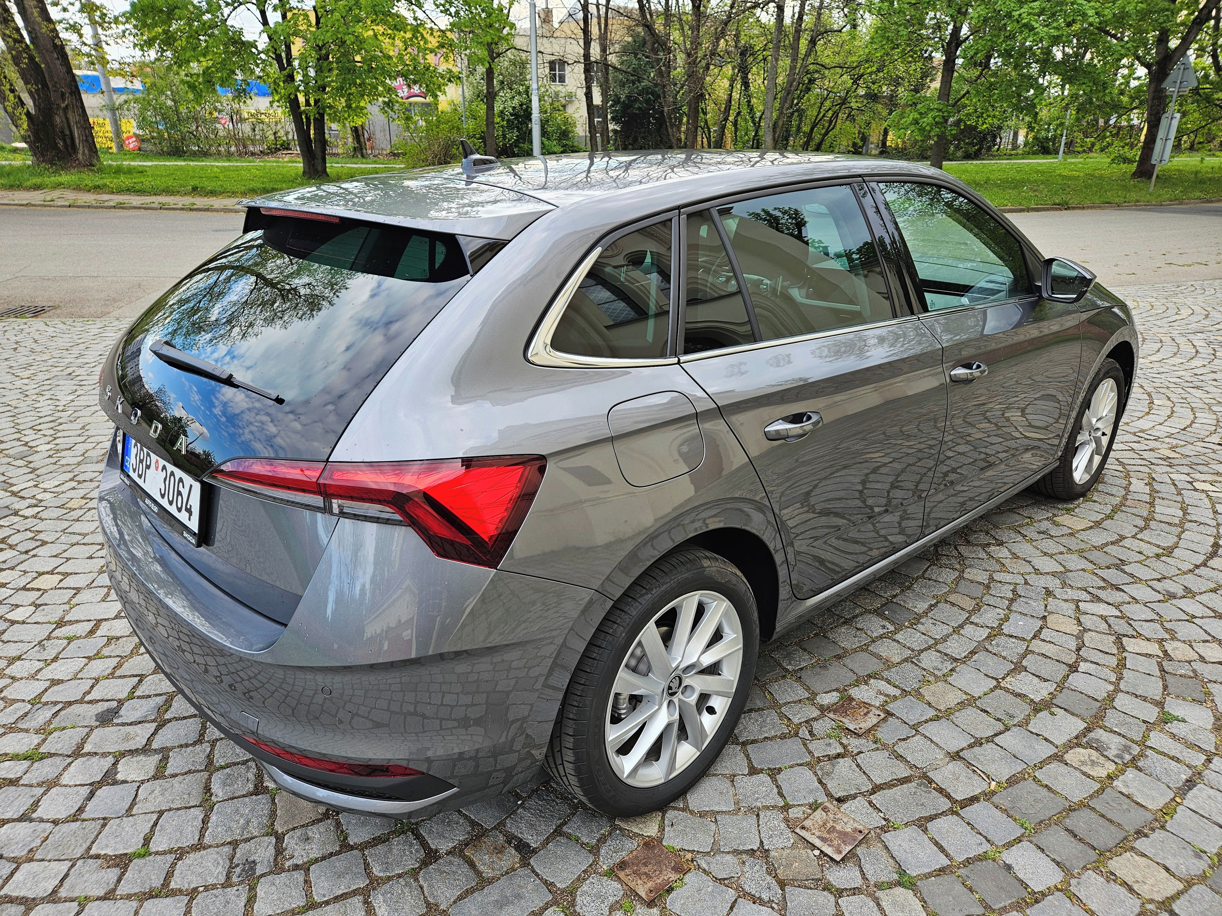 Škoda Scala, nová 130let Premium 1.5TSI DSG - fotka 5