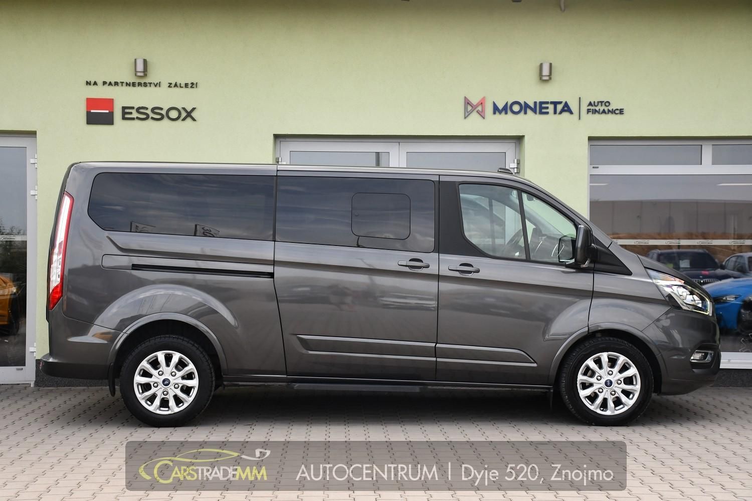 Ford Tourneo Custom, 2.0EcoBlue 8.MÍST TITANIUM - fotka 6