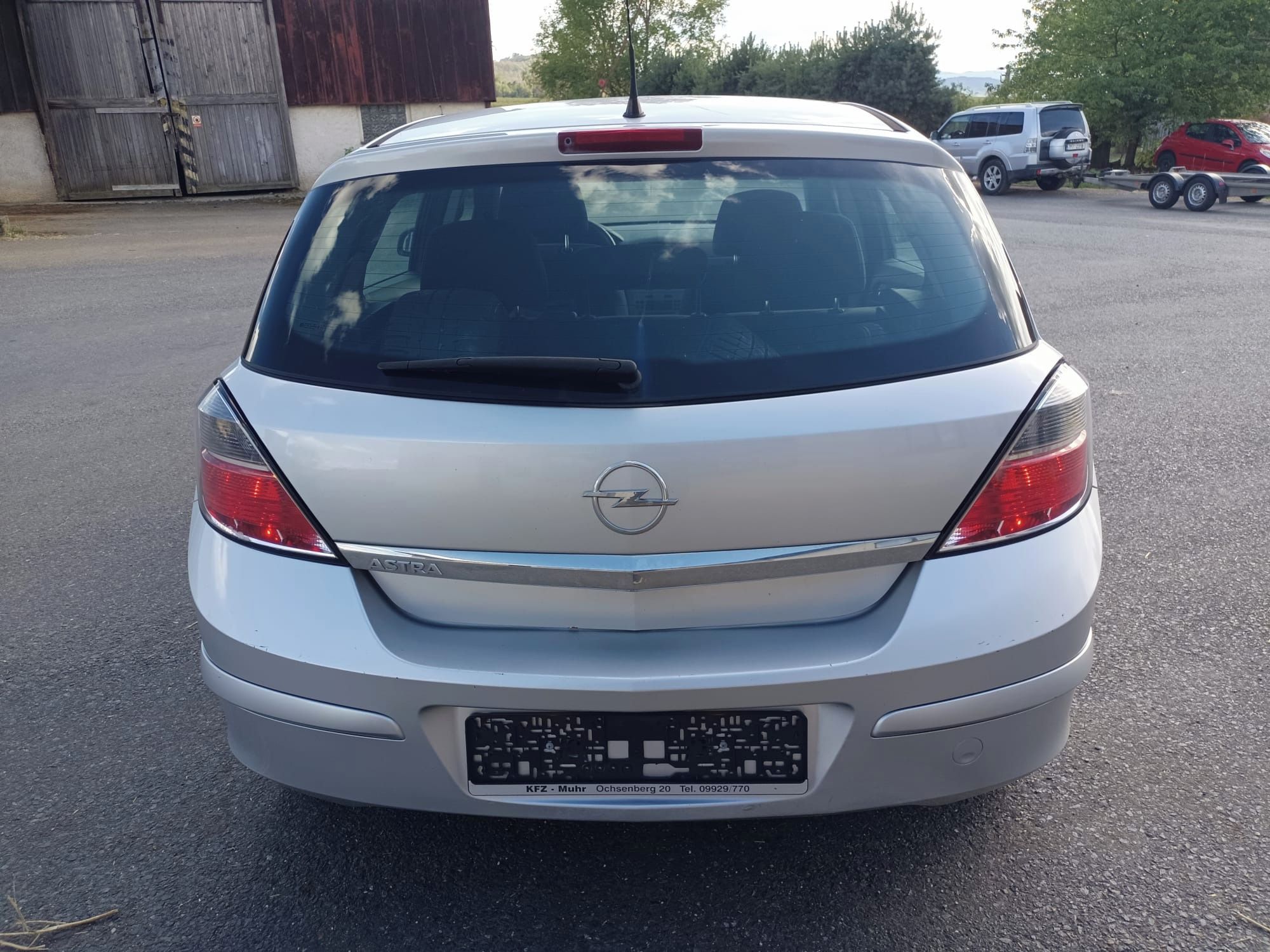 Opel Astra, H 1.4 66Kw RV.2009 - NOVÁ STK - fotka 5