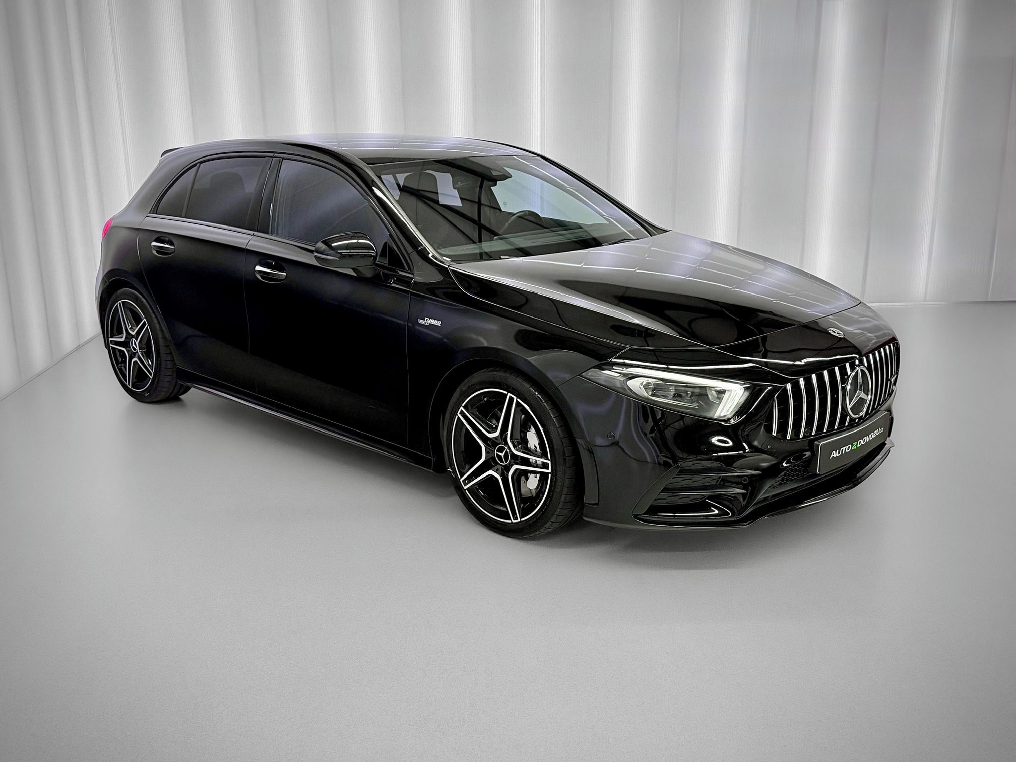 Mercedes-Benz Třídy A, TURBO 4MATIC, BURMESTER, KEYLE - fotka 4