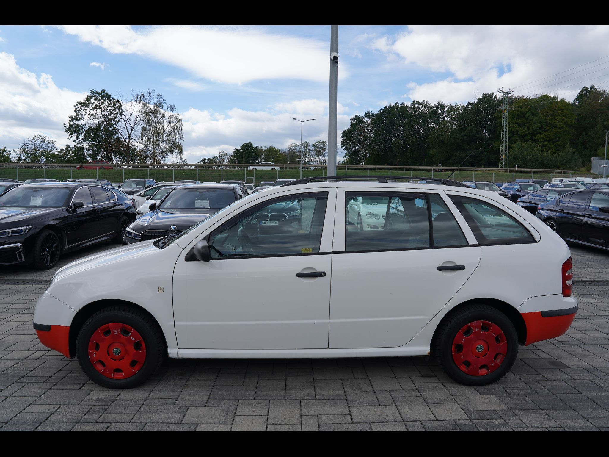 Škoda Fabia, Škoda Fabia 1.2i 12V ČR 1. maj - fotka 3