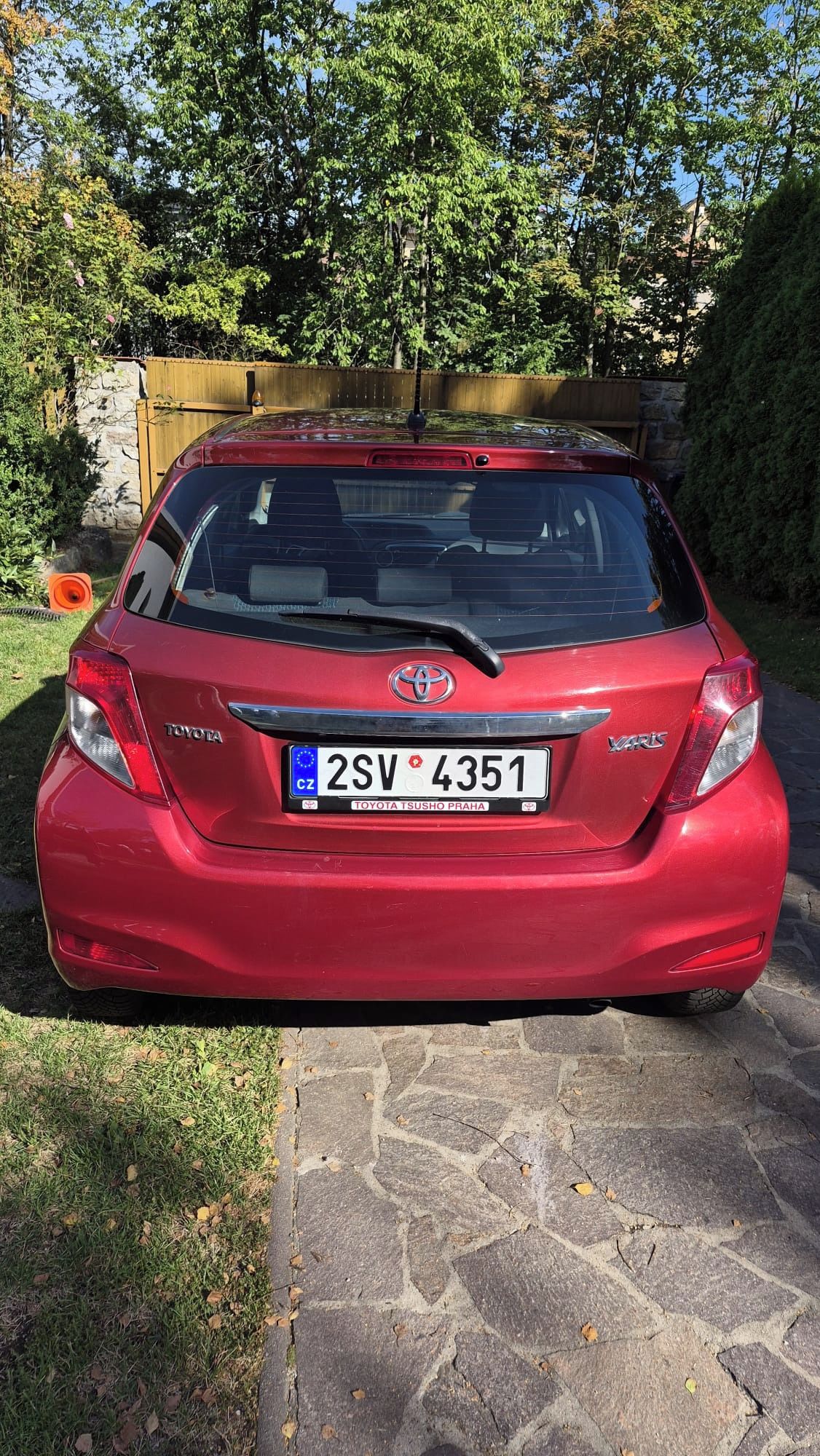 Toyota Yaris, 1.4i automat 1. majitel - fotka 3
