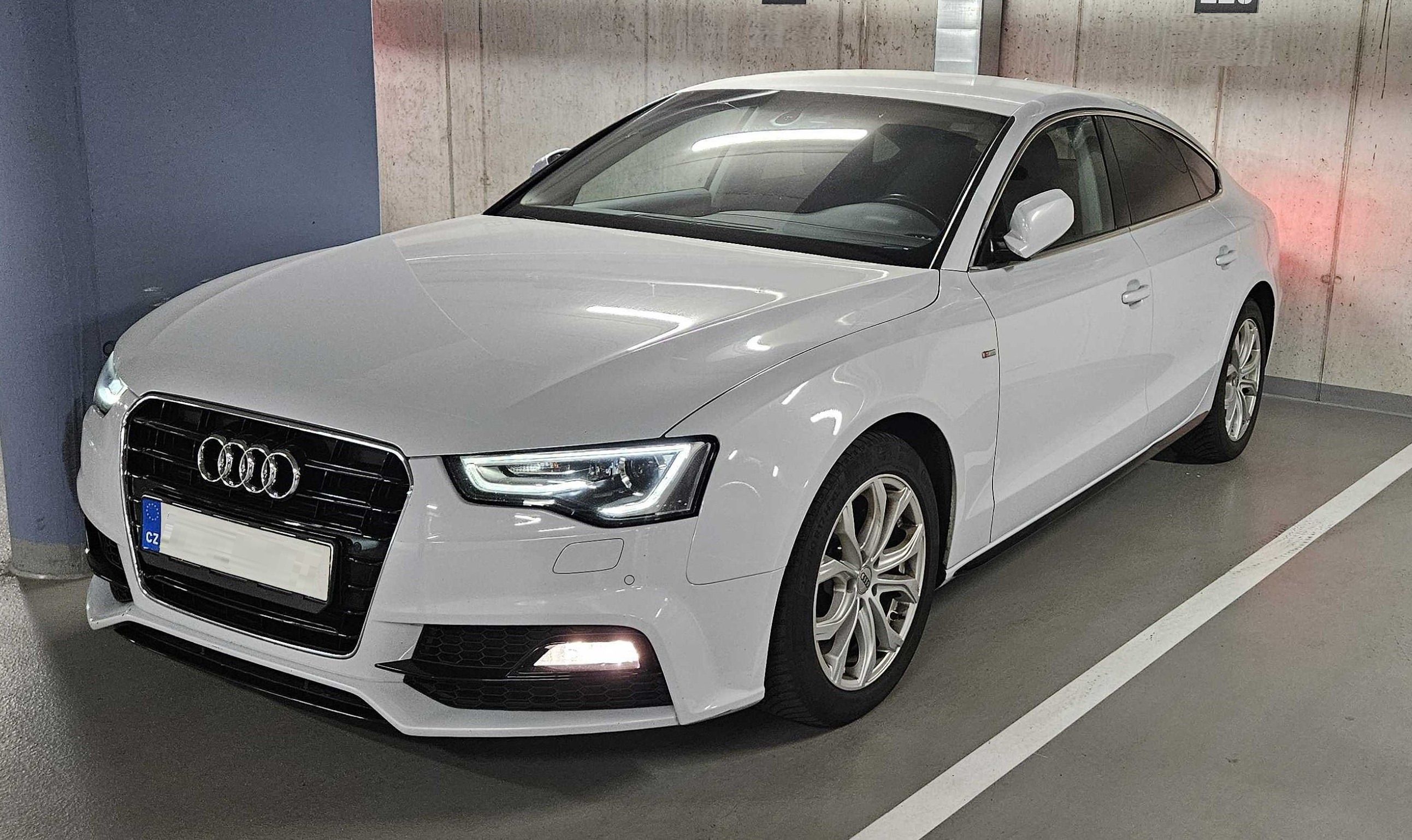 Audi A5, 2.0 TDI, S-line, Nez. topení