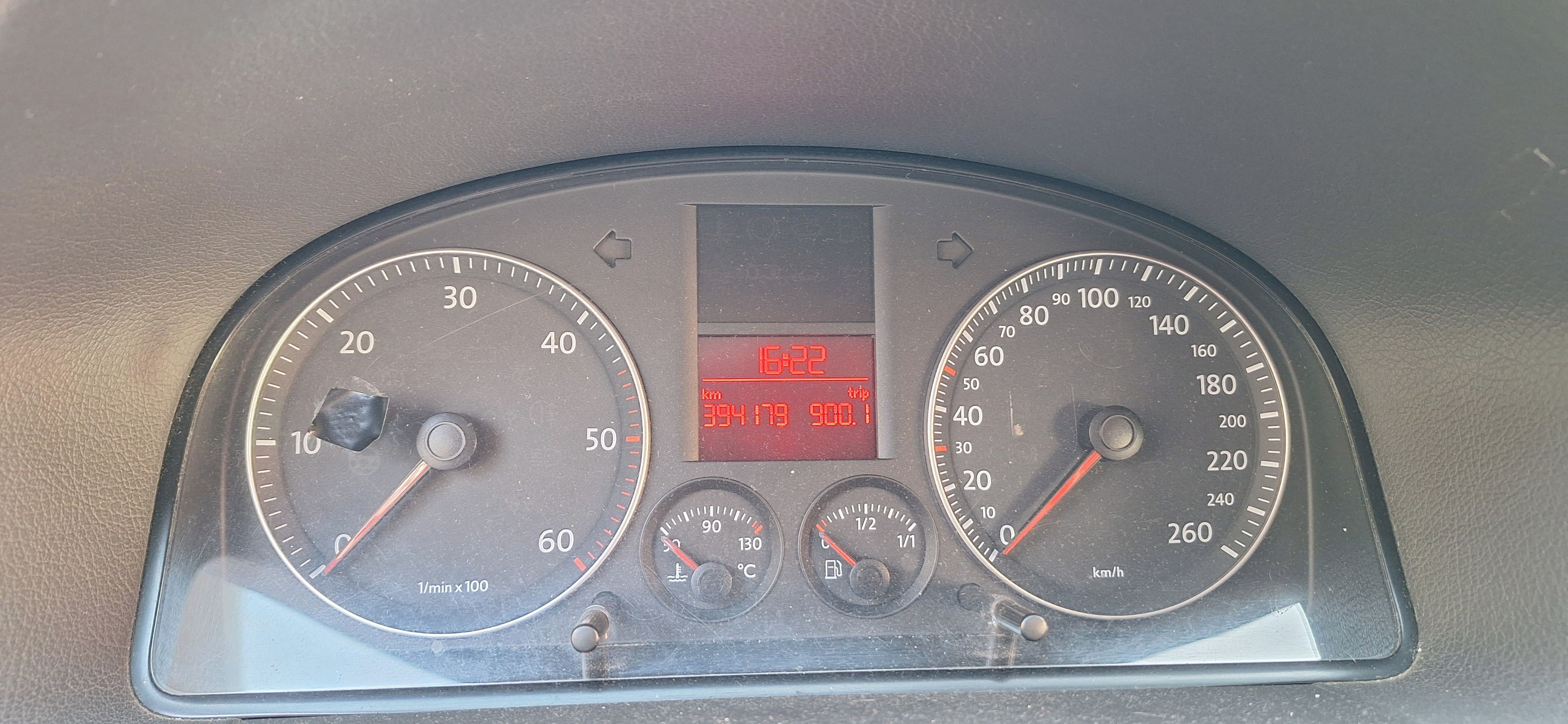Volkswagen Touran, 1.9TDI 74kW - fotka 5