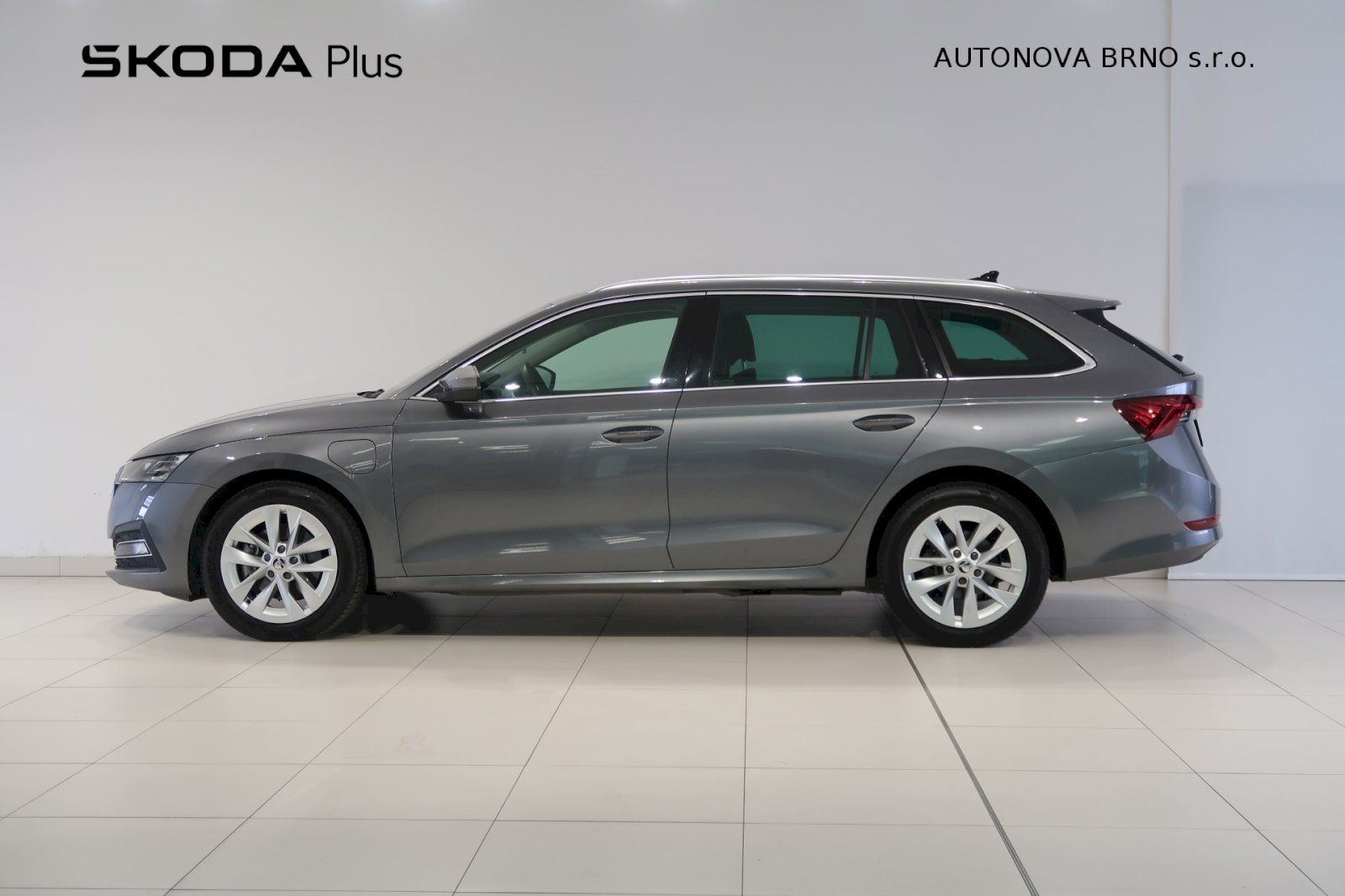 Škoda Octavia, Combi 1.4 TSi 150kW iV Style P - fotka 3