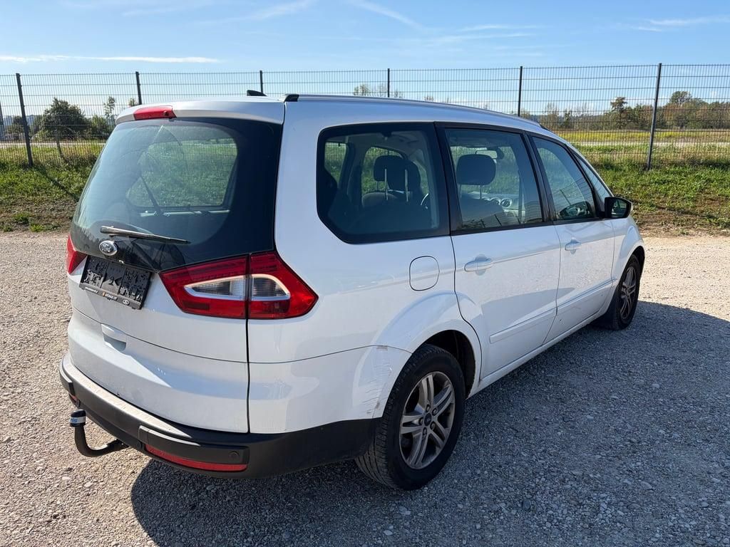 Ford Galaxy, 2,0 TDCi - 7 Míst - fotka 4
