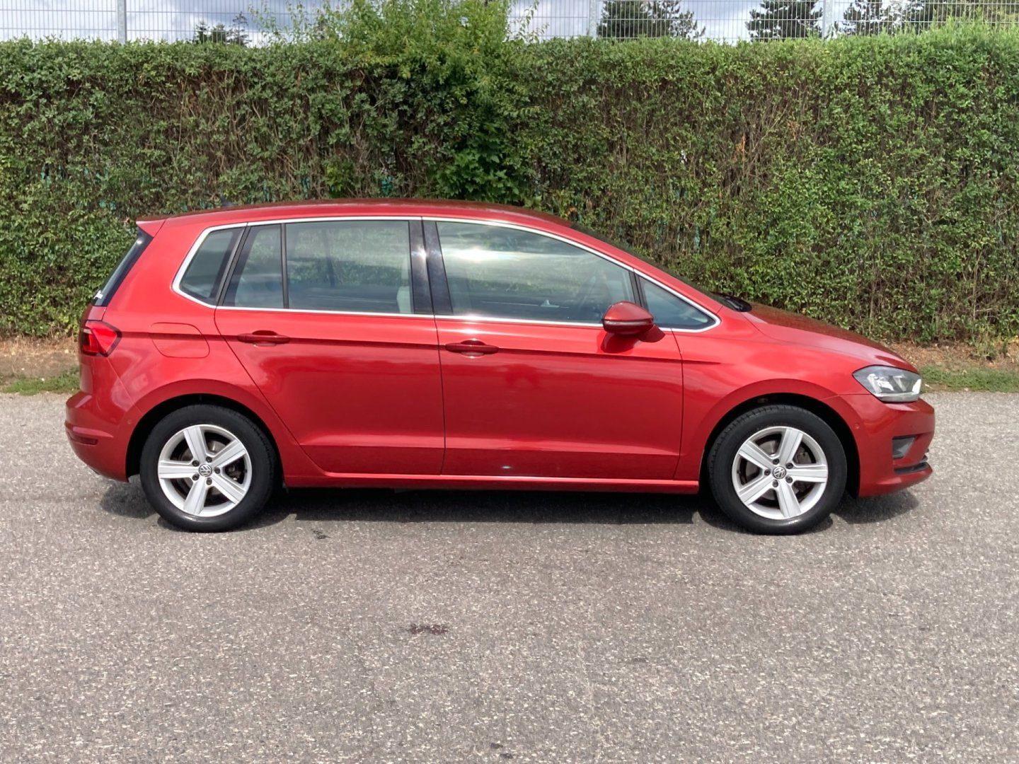 Volkswagen Golf Sportsvan, 1,4 TSI  Tažné z. servisní k. - fotka 2