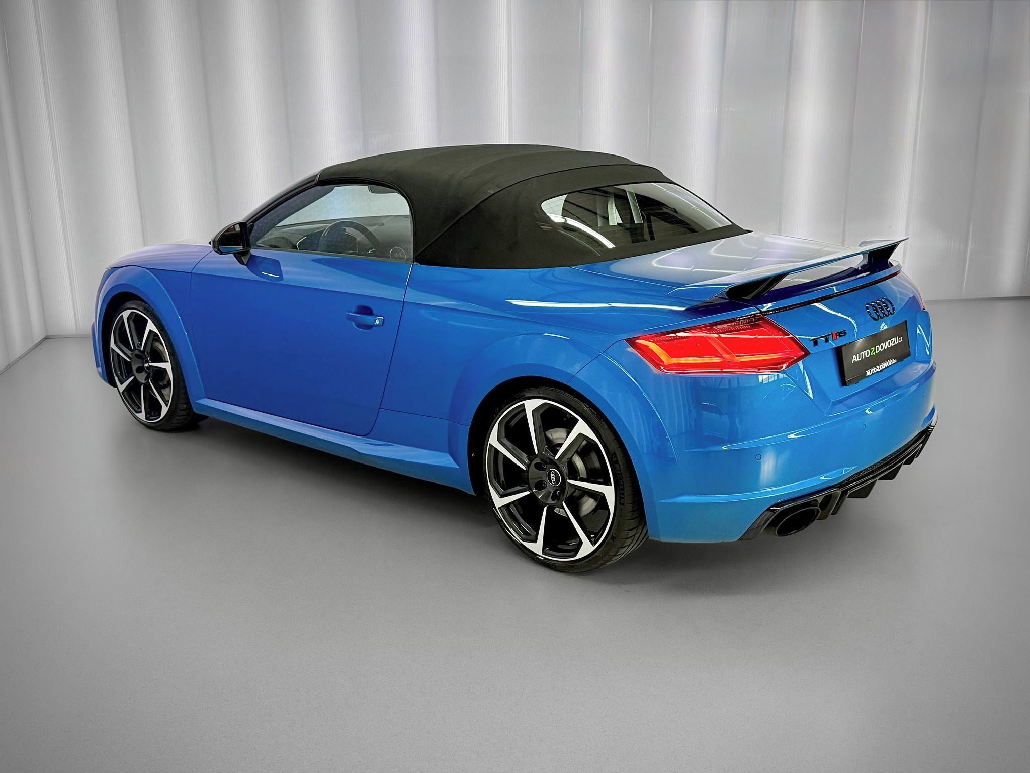 Audi TT RS, 2.5 TFSI QUATTRO ROADSTER, MAT - fotka 5