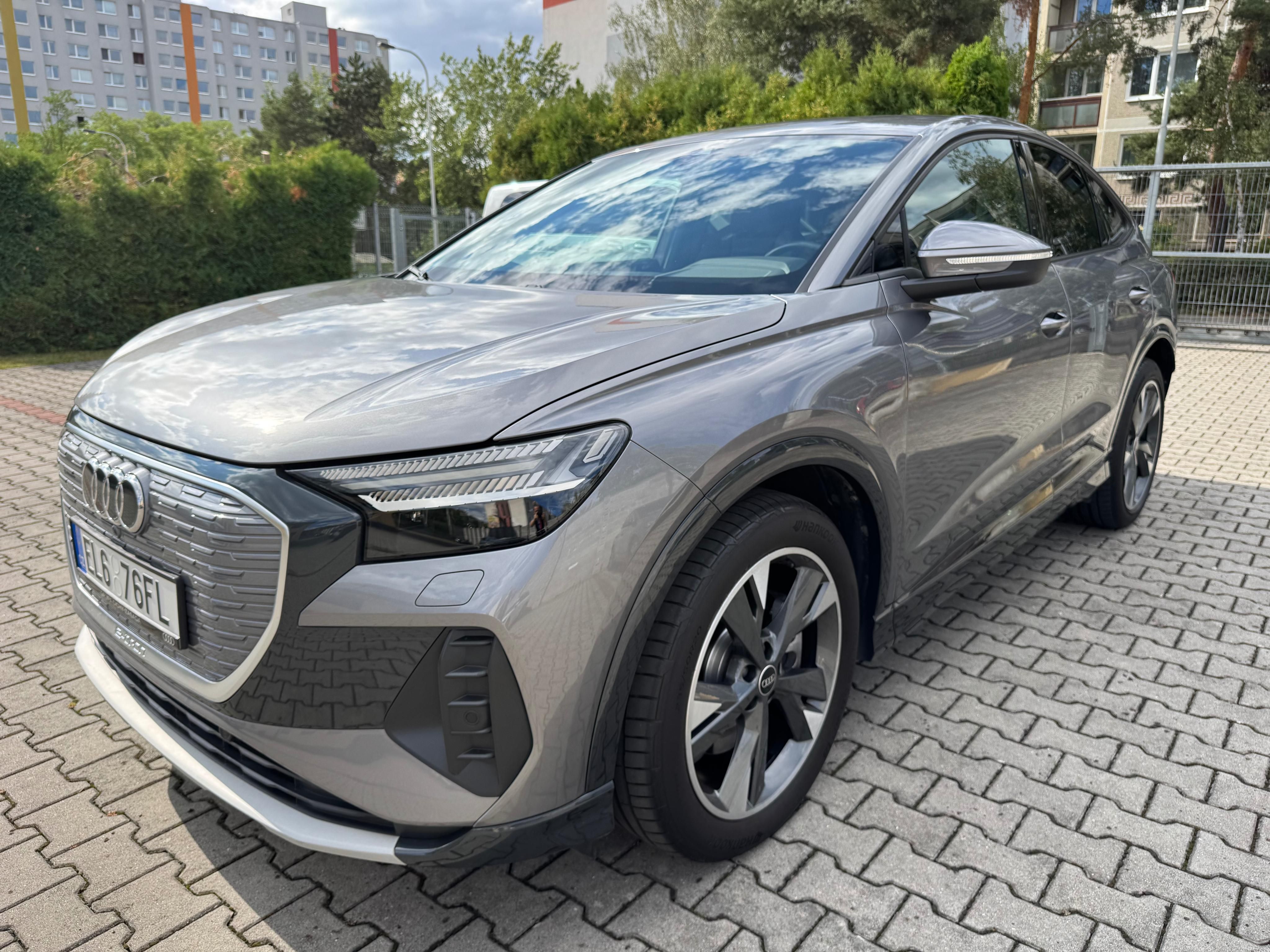 Audi Q4, Q4 e-tron 45 SB S-line záruka - fotka 2