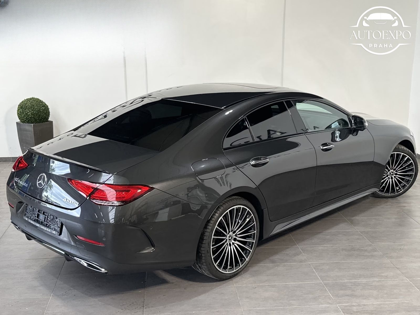 Mercedes-Benz CLS, 400d 4Matic AMG*LED*PANORAMA - fotka 3