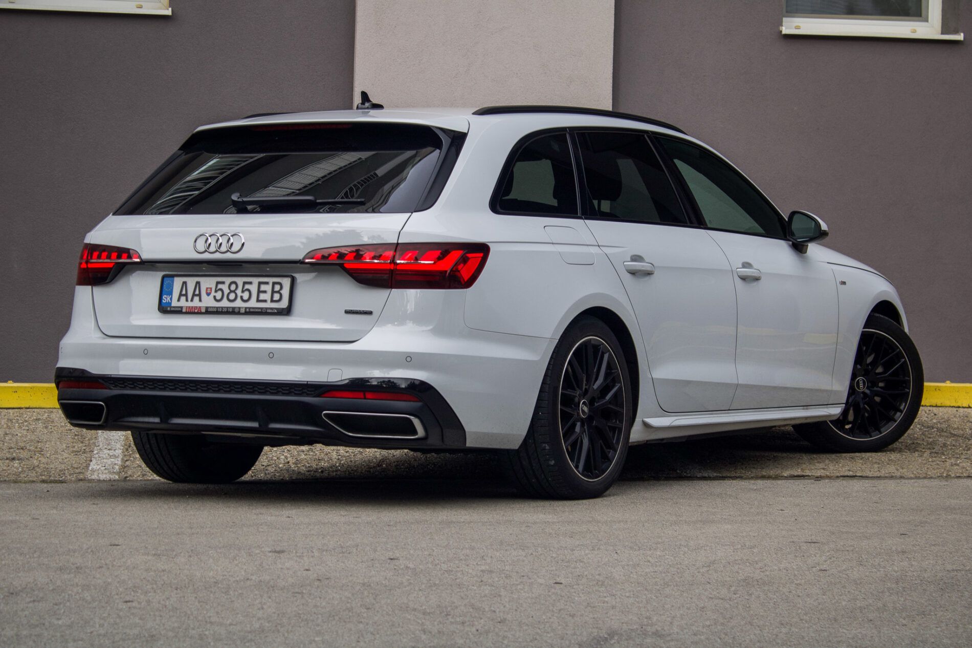 Audi A4 Avant - fotka 5