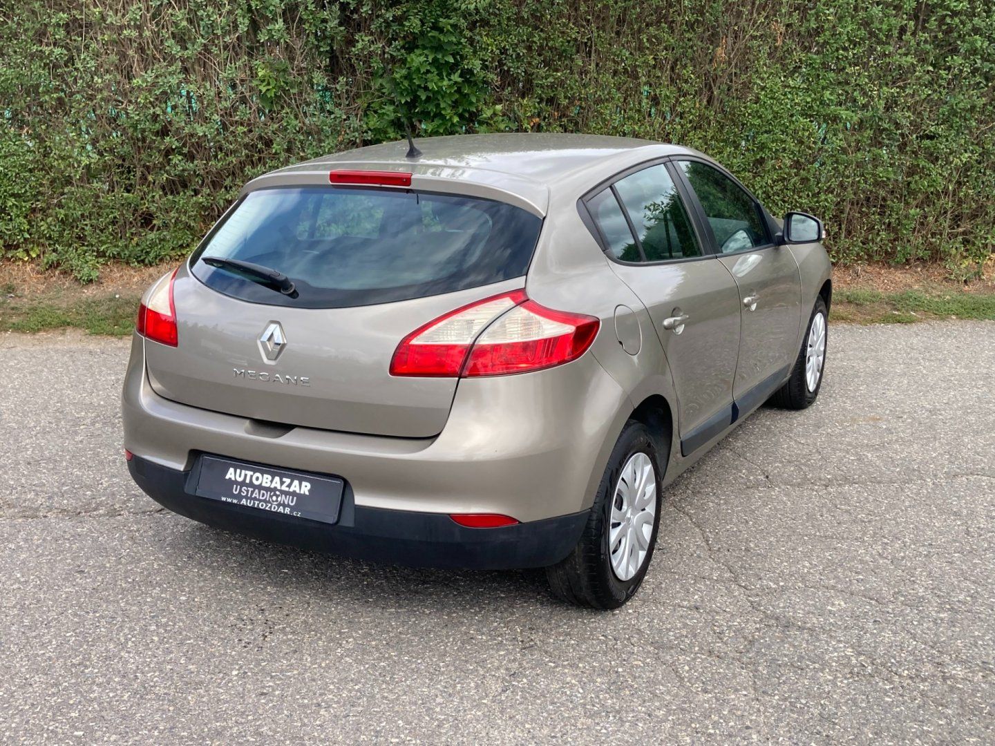 Renault Mégane, 1.6 16V 74kW klima - fotka 3