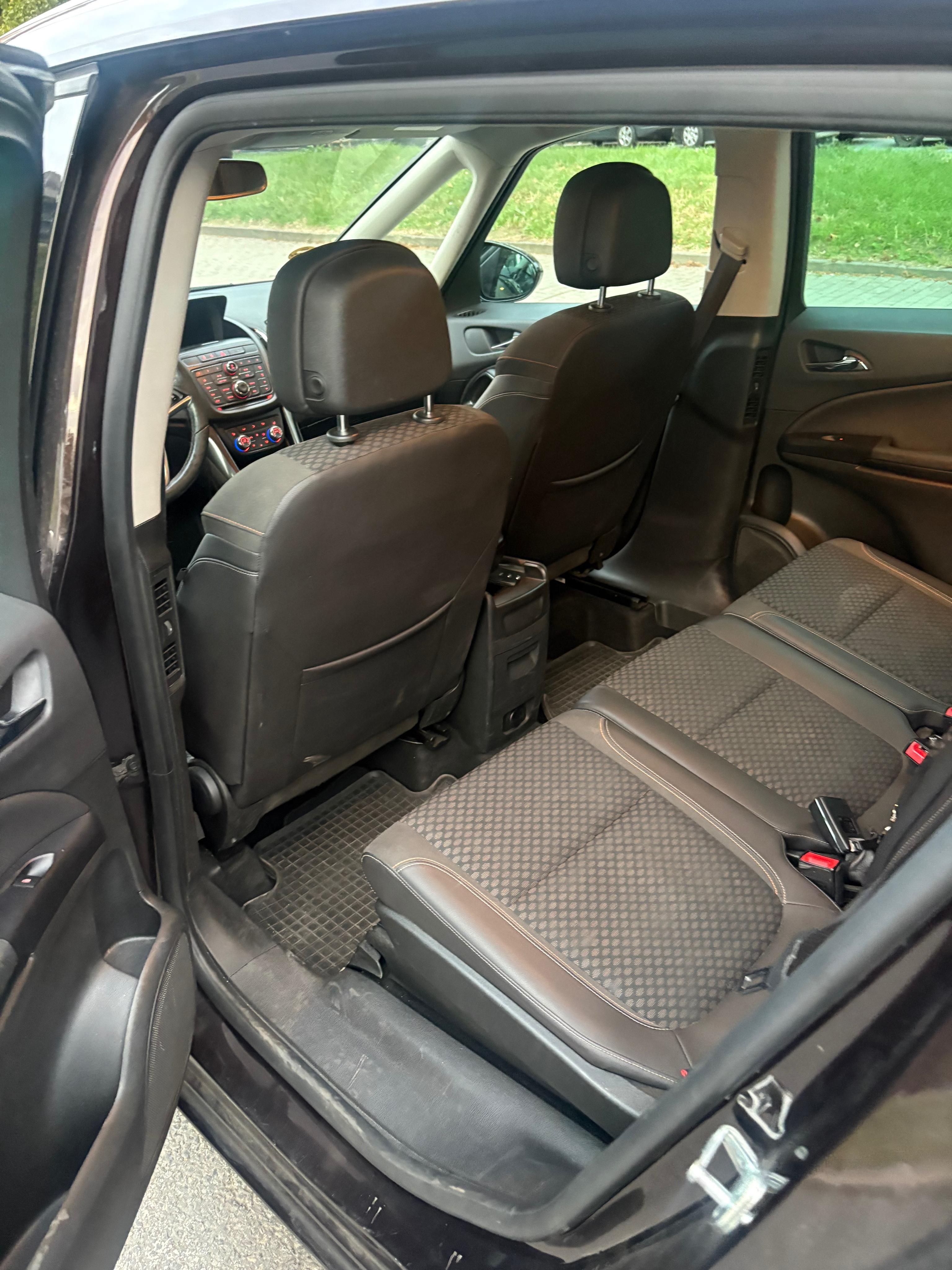 Opel Zafira - fotka 6