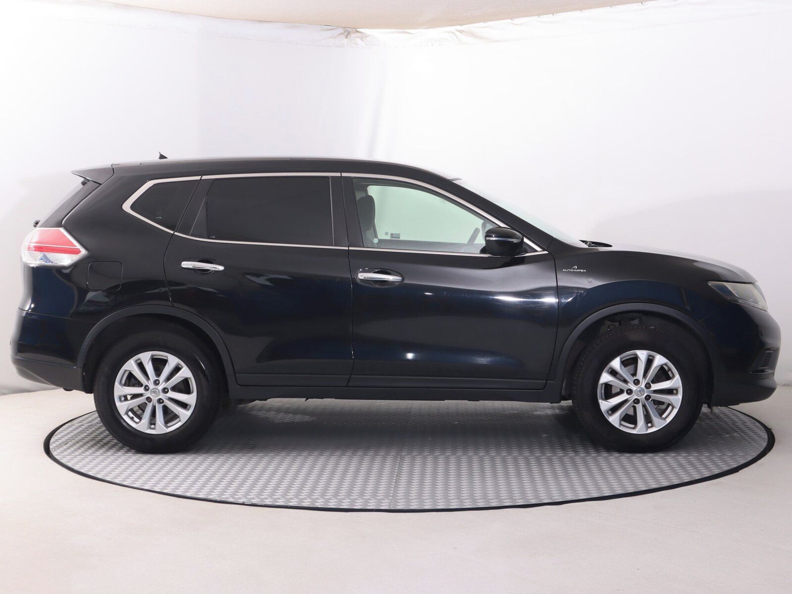 Nissan X-Trail, 1.6 dCi, Serv.kniha - fotka 6