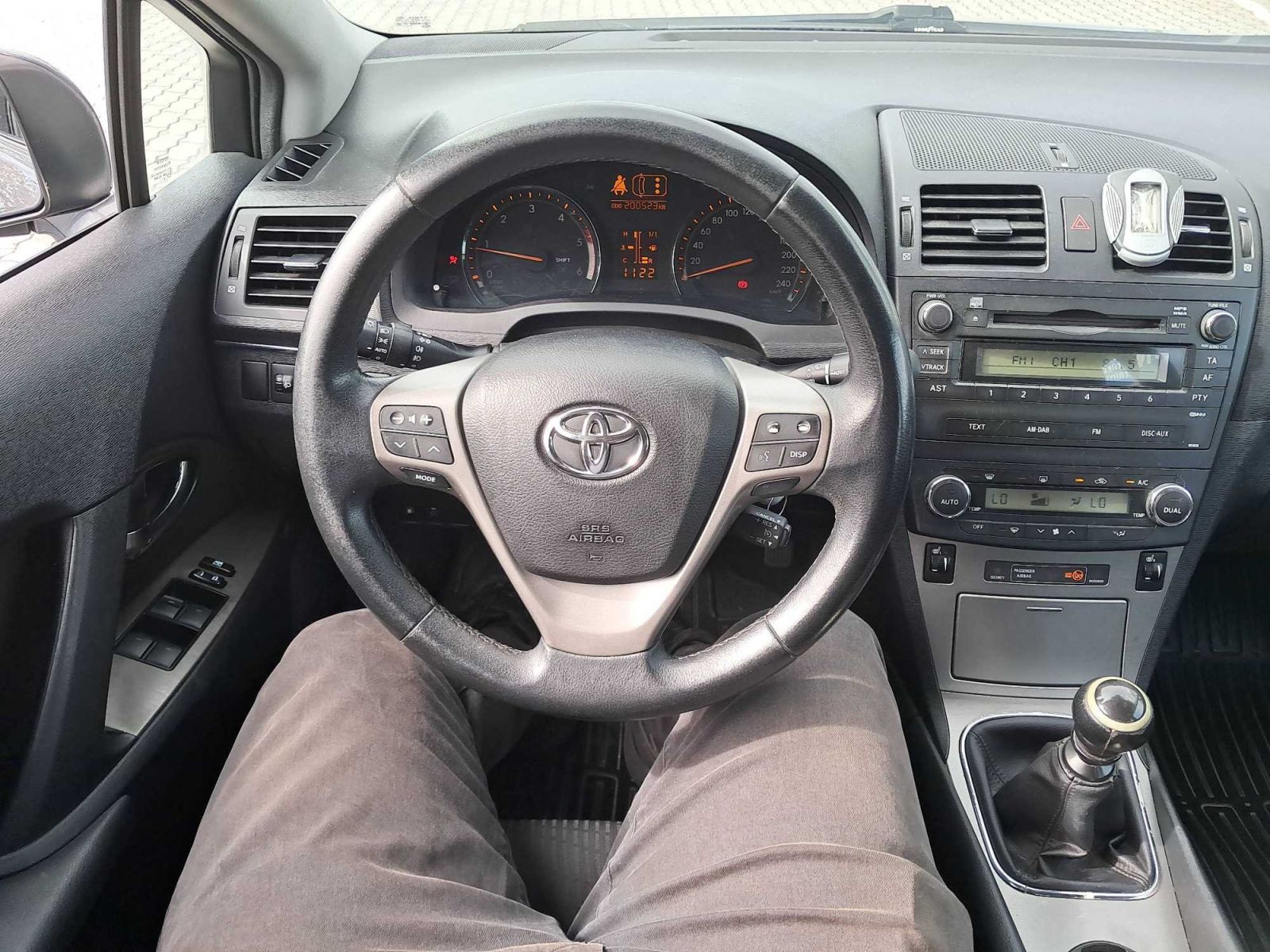 Toyota Avensis, 2.0 D-4D, po STK - fotka 3