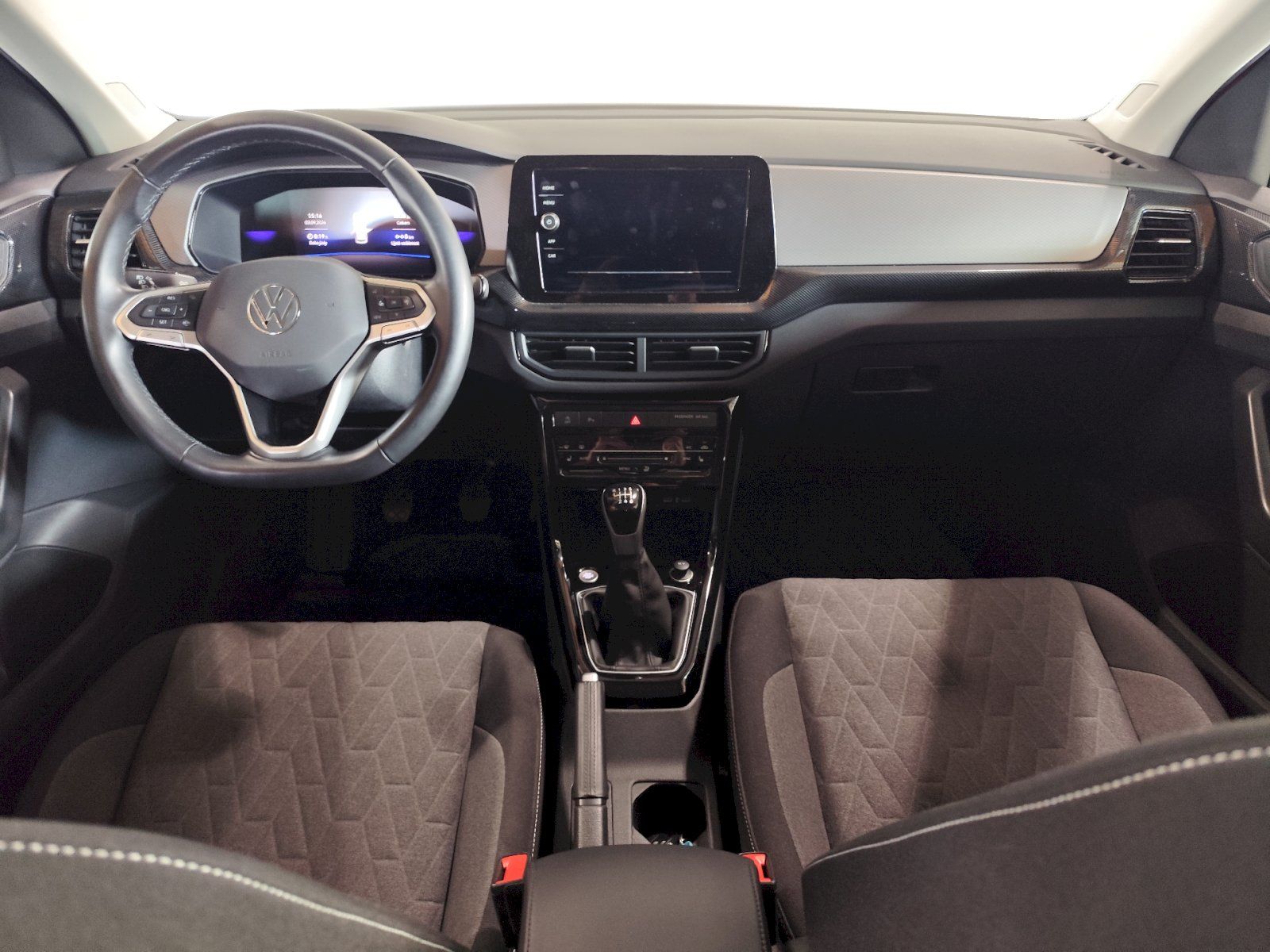 Volkswagen T-Cross, T-CROSS LIFE 1.0 TSI 85 KW - fotka 5