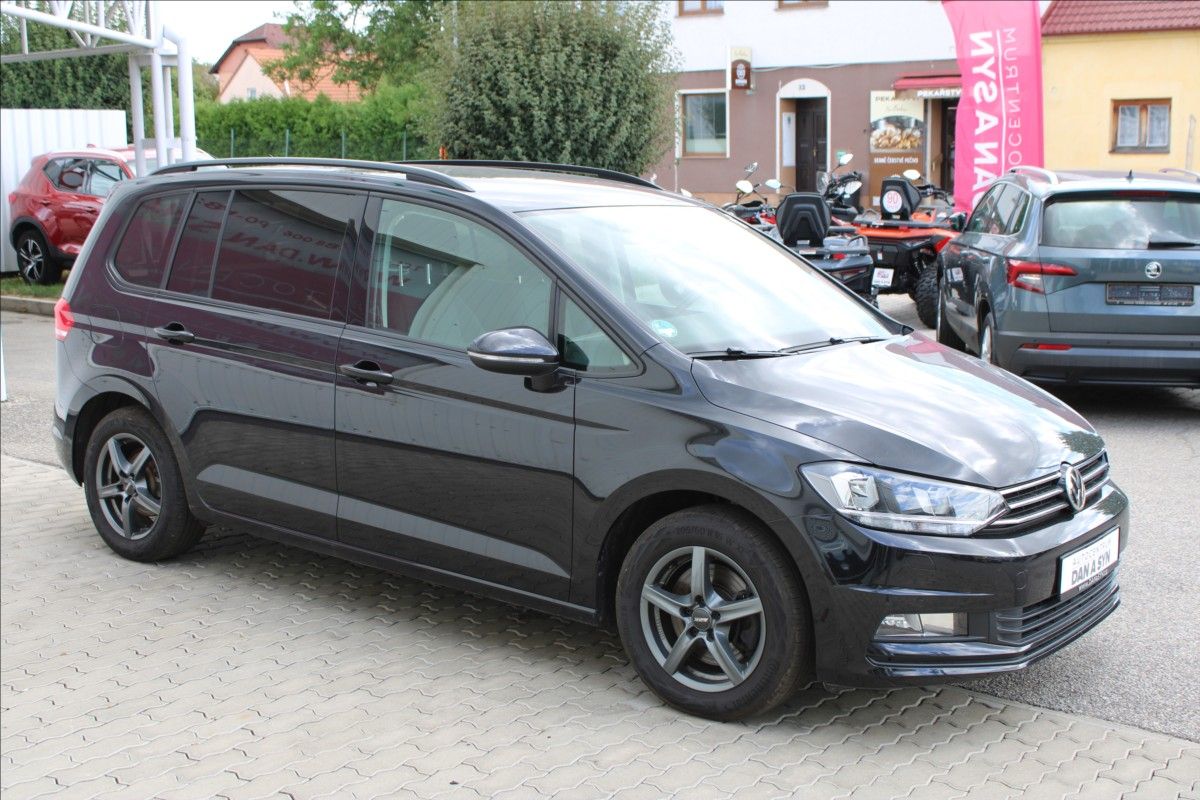 Volkswagen Touran, 1,4 TSI Comfortline - fotka 2