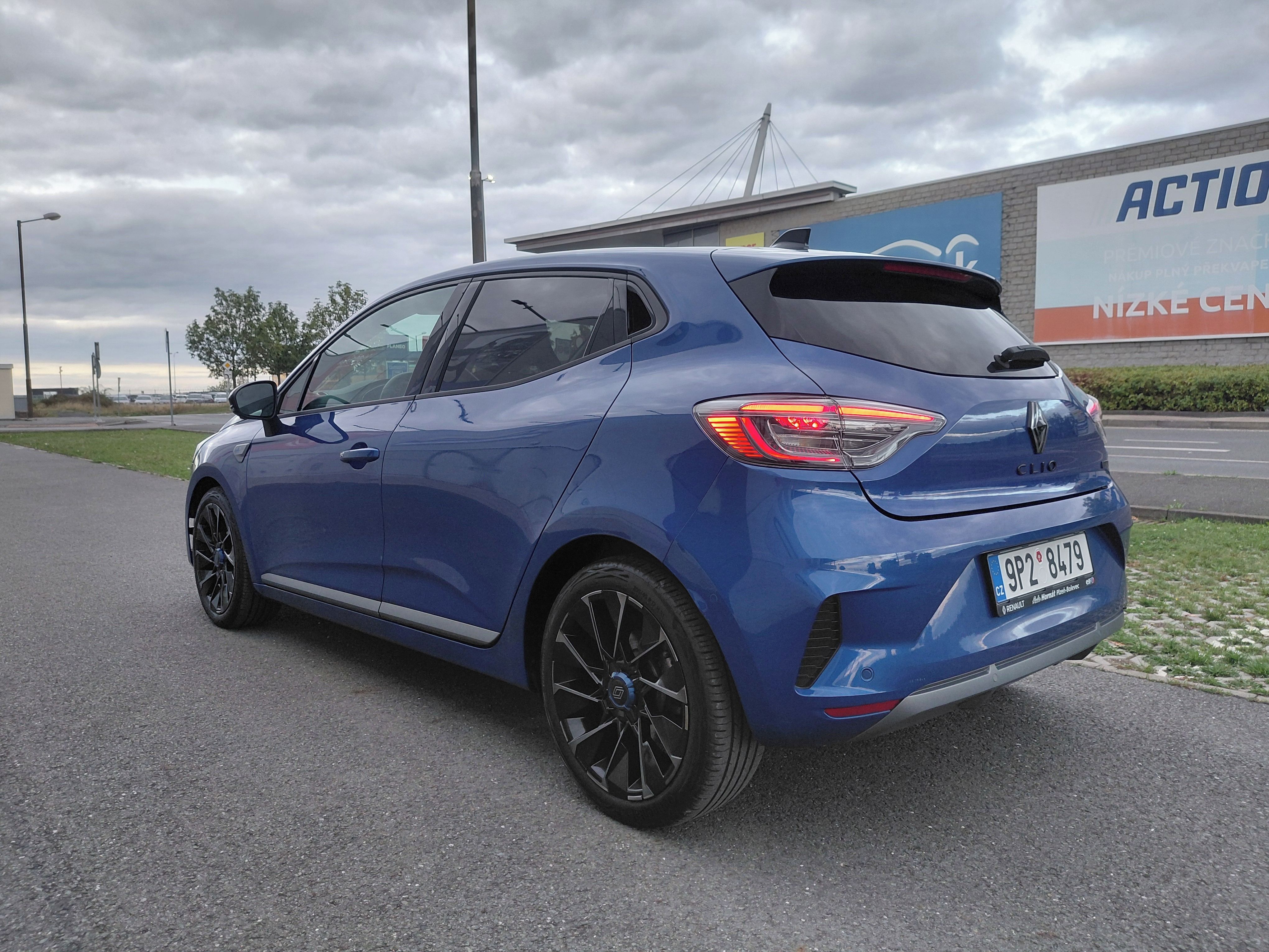 Renault Clio, 1.6 E-TECH HYBRID ALPINA EXTRA - fotka 5