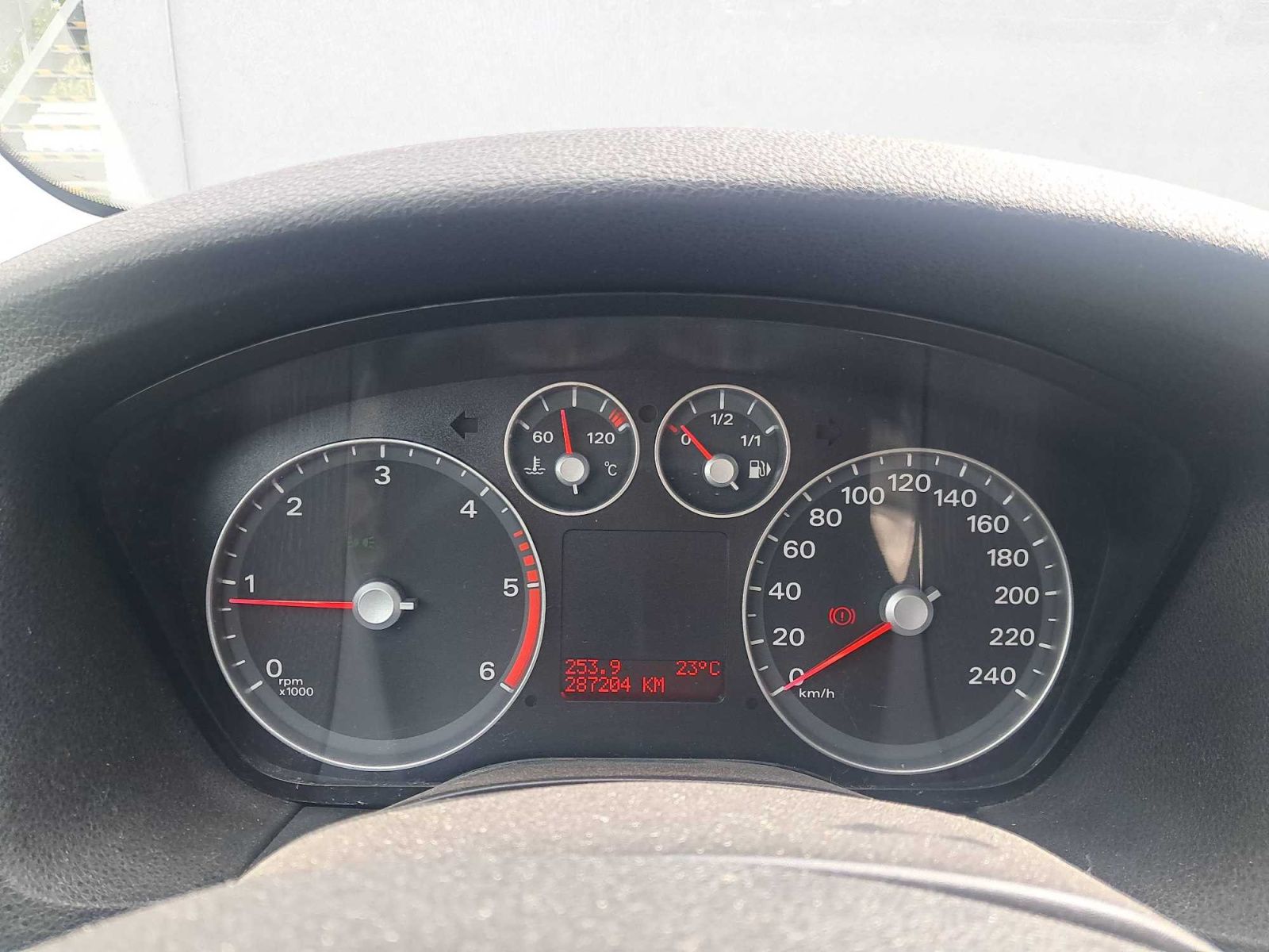 Ford Focus, 2.0 TDCi, po STK - fotka 3