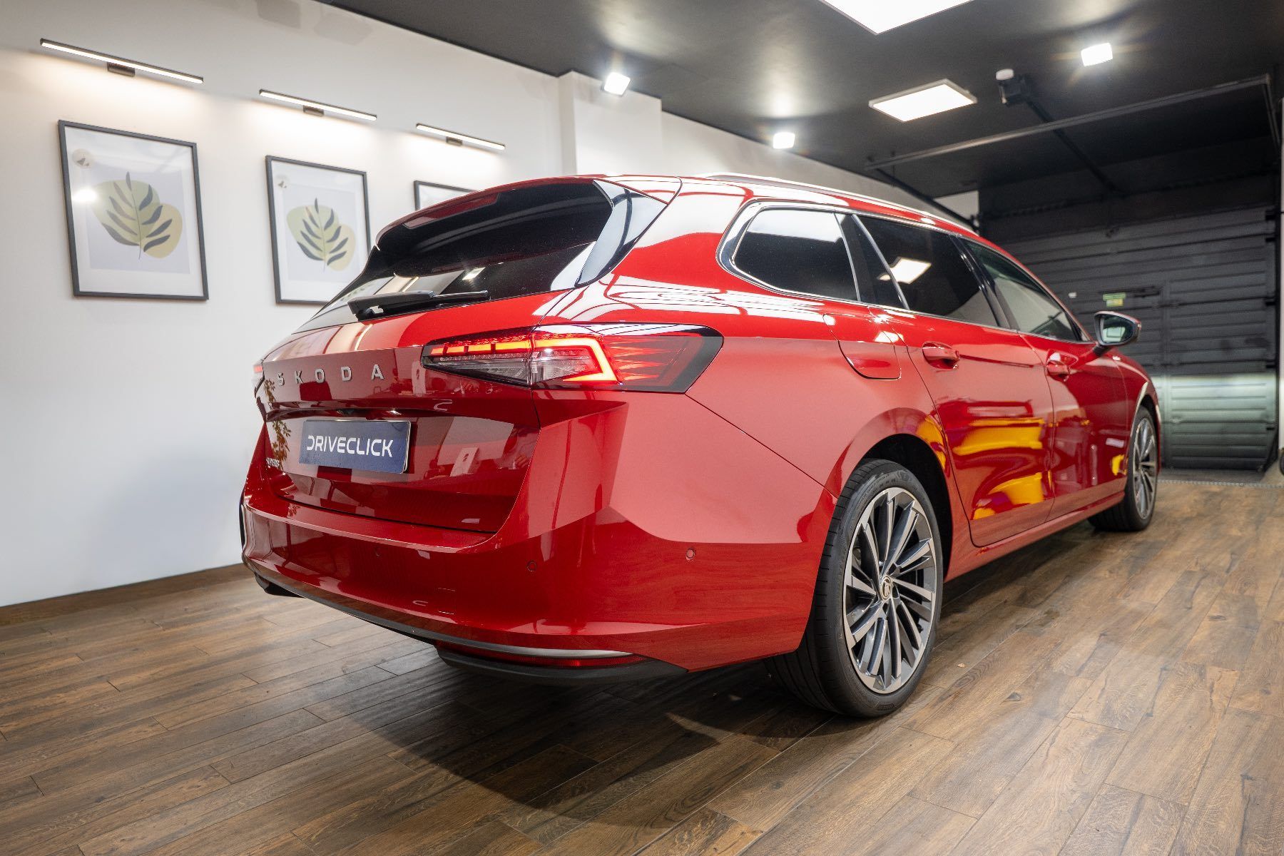 Škoda Superb, 2.0 TDI 110 kW L&K - fotka 4