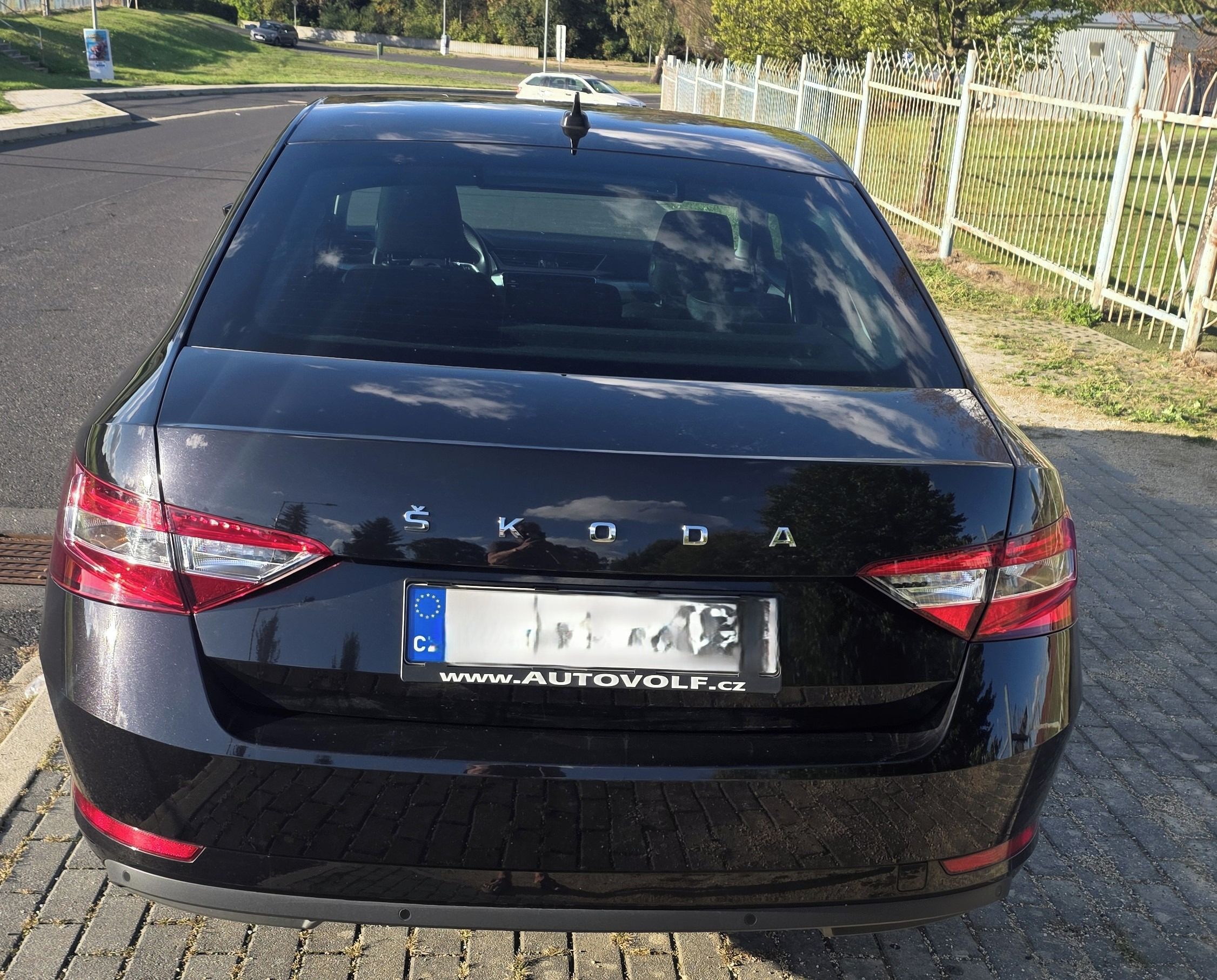 Škoda Superb - fotka 4