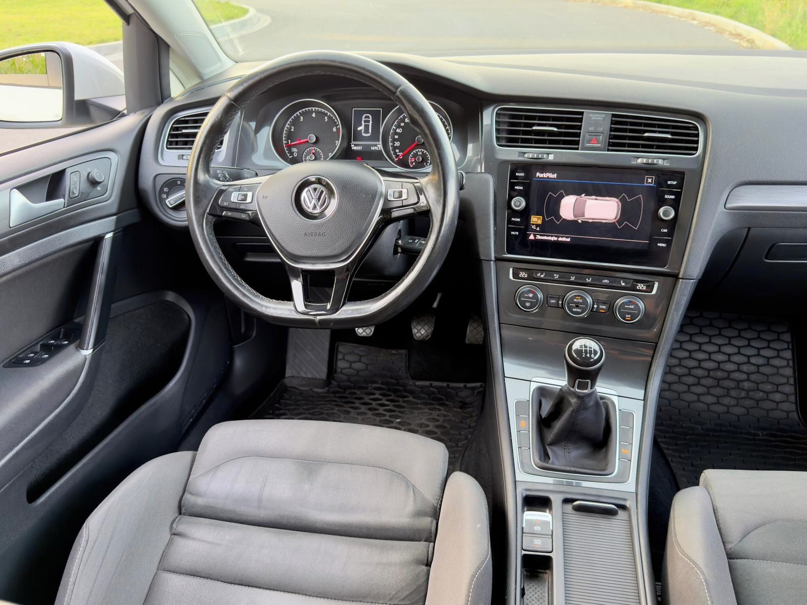 Volkswagen Golf, FACELIFT 1.5 TSI 96 kW | LED - fotka 5