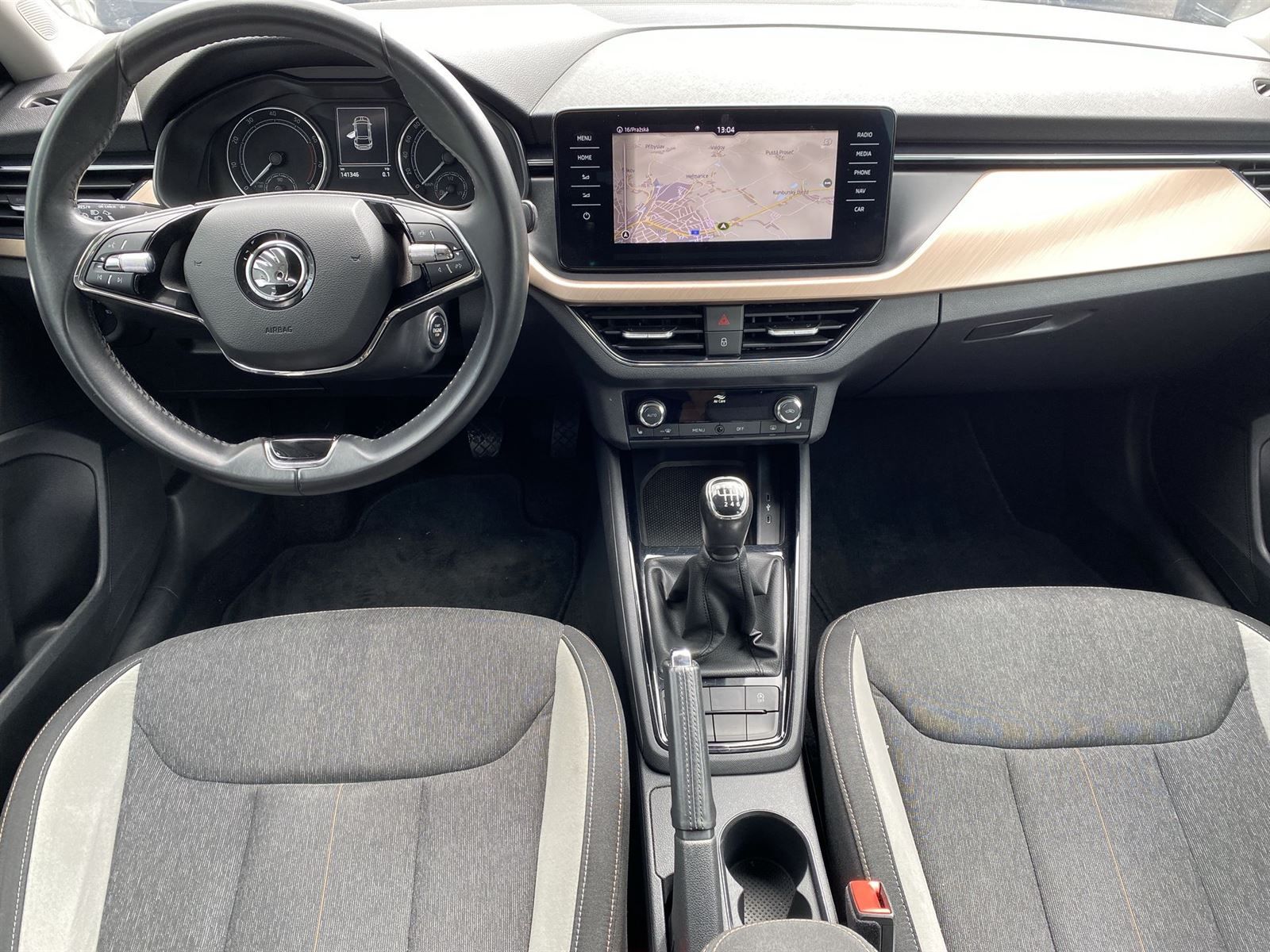 Škoda Scala, 1.0 TSI Style - fotka 5