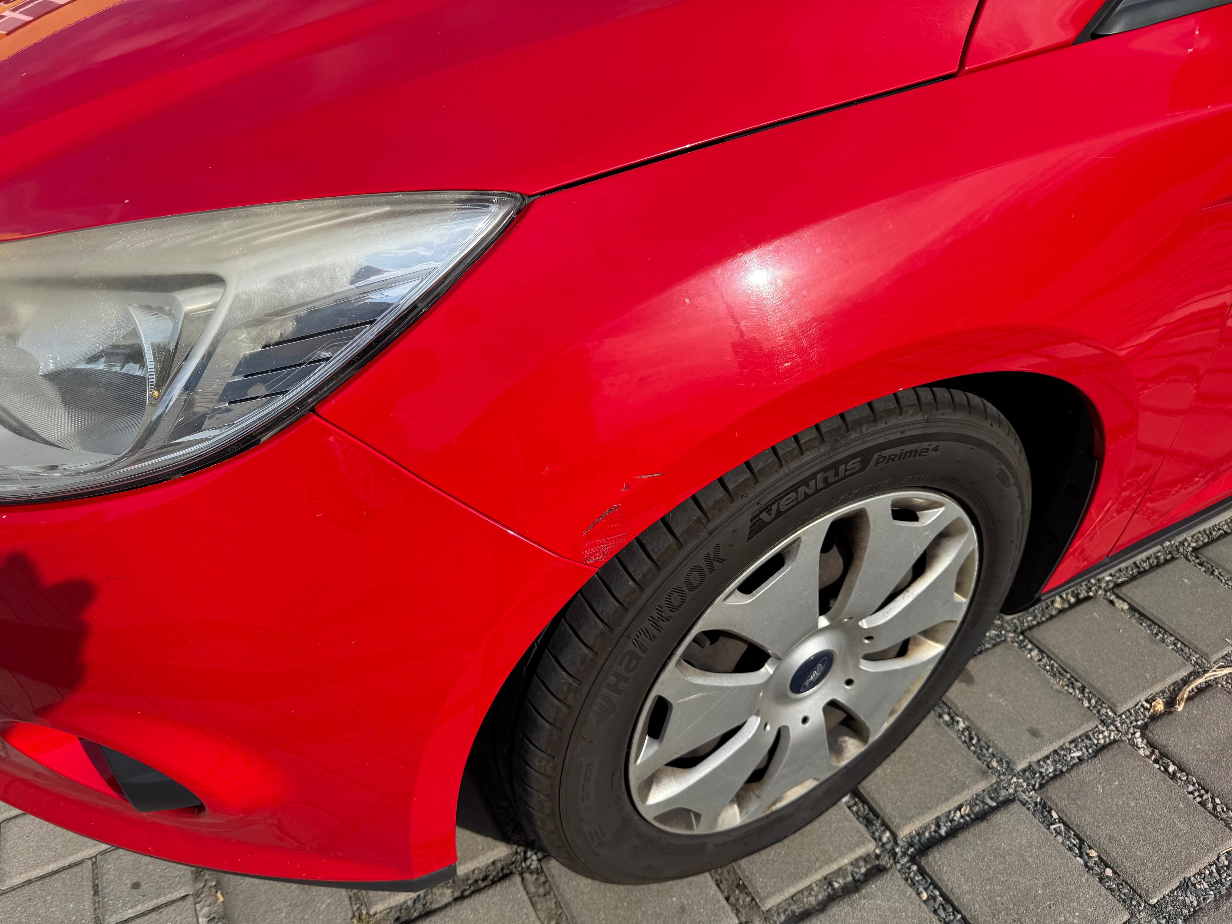 Ford Focus, Kombi 1.6 TDCi 70 kw - fotka 2