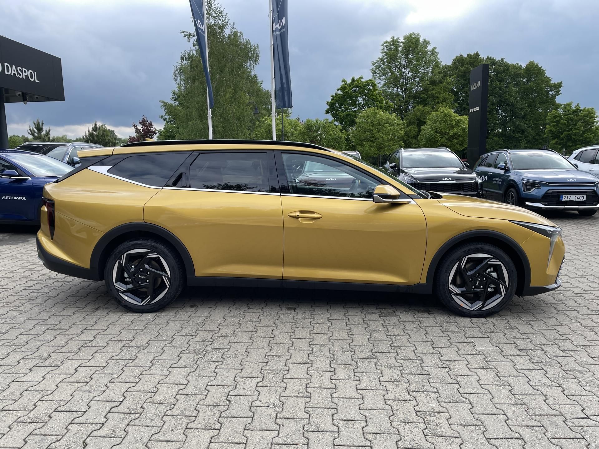 Kia K4, 1,6 T-GDi  7DCT TOP 110kW - fotka 2