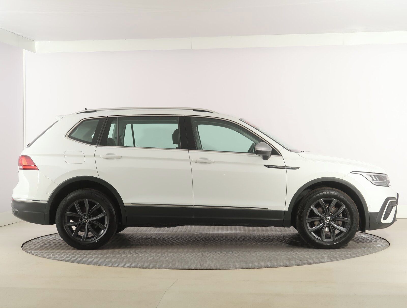Volkswagen Tiguan Allspace, 2.0 TDI, Life, 4X4, Automat - fotka 6