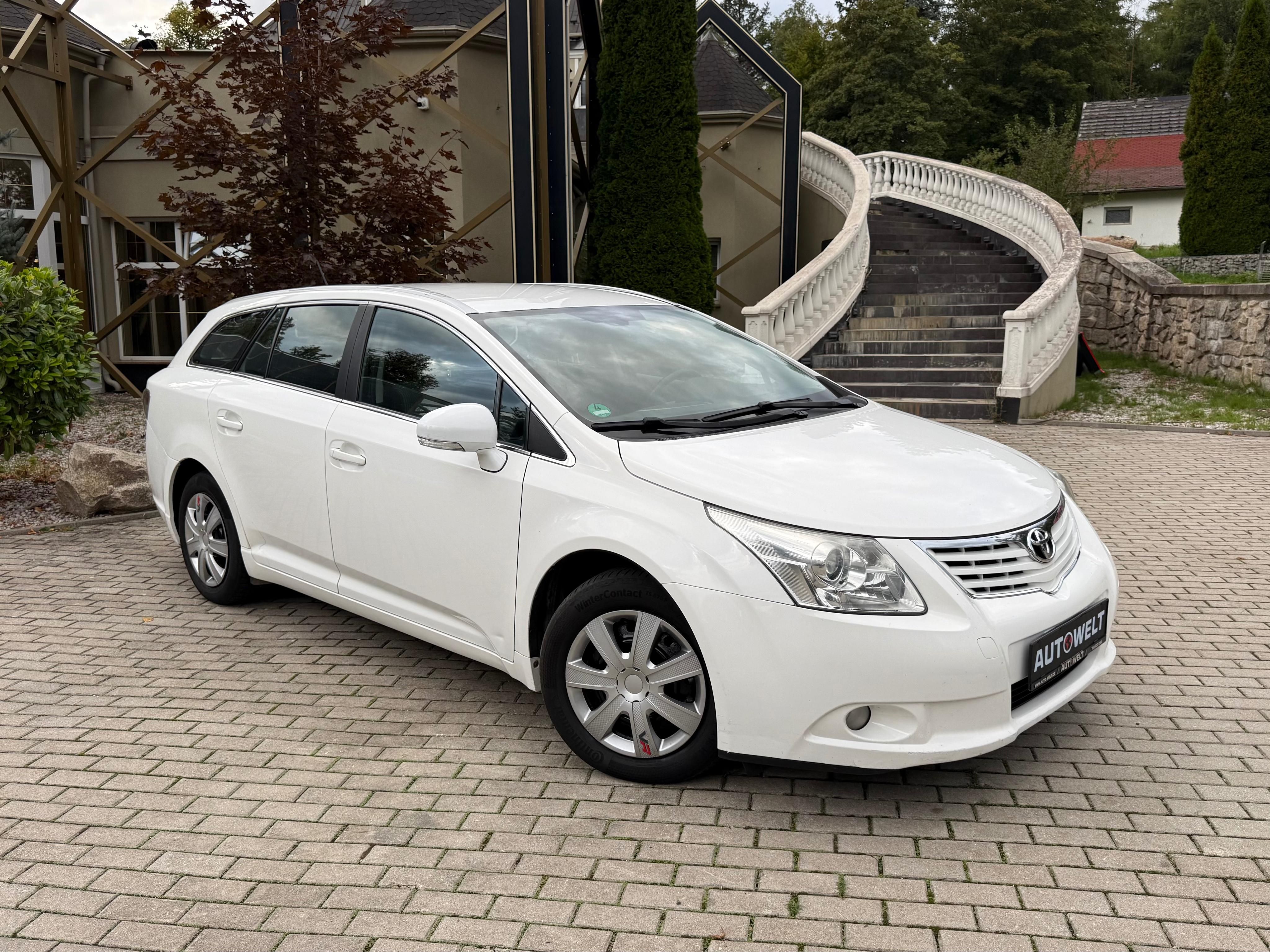 Toyota Avensis, 2.0 D-4D 93kW /NAVI/KLIMA/STK