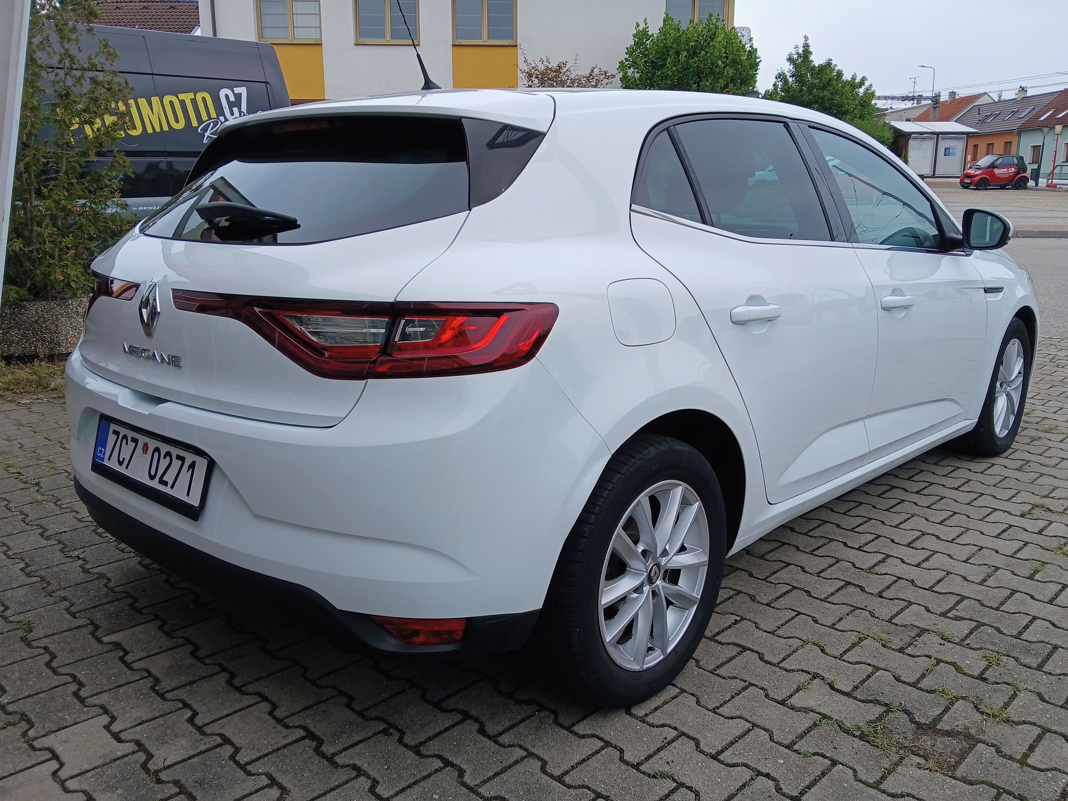 Renault Mégane, 1.6i, 84kW, 1.majitel - fotka 5