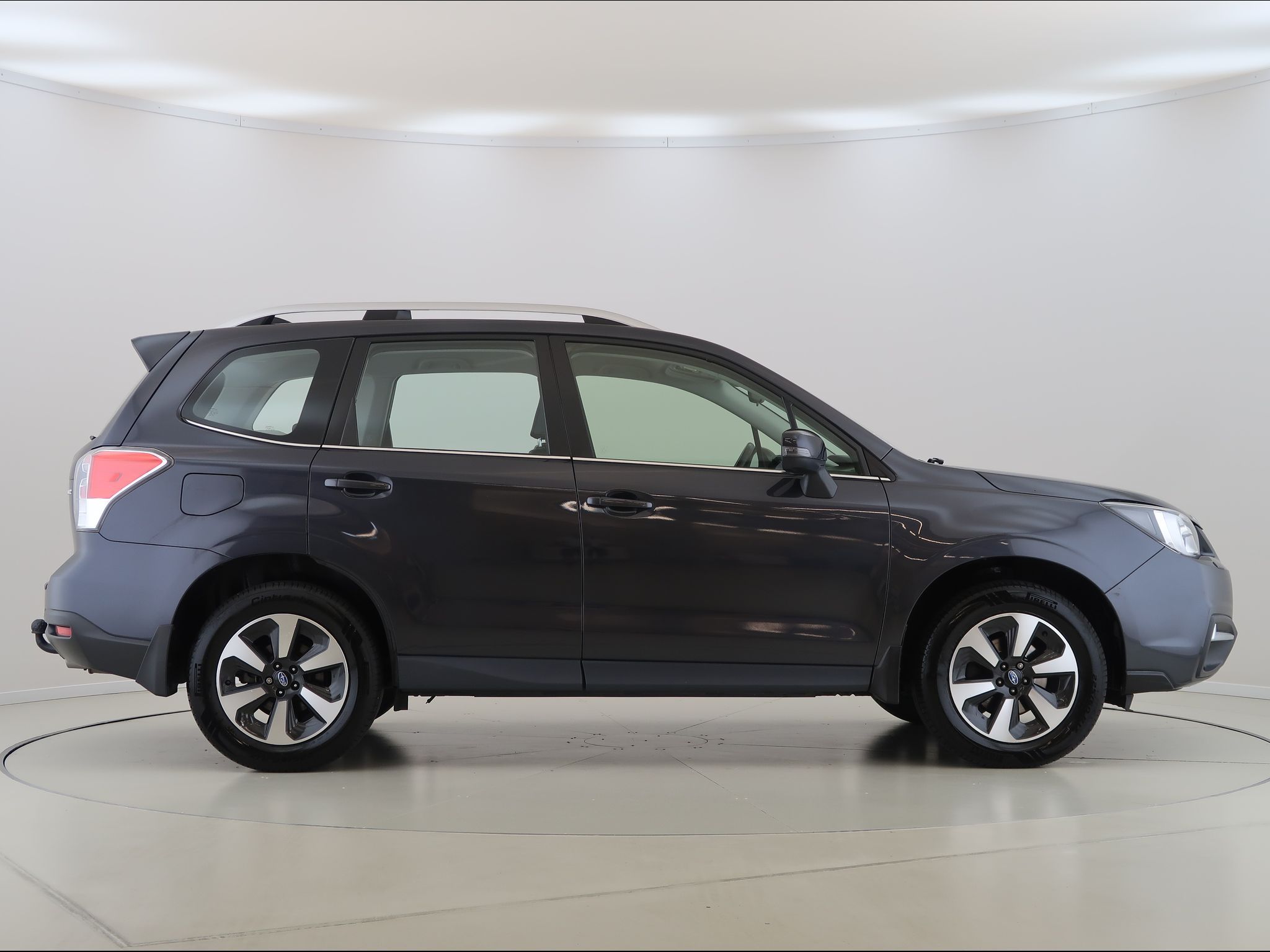 Subaru Forester, 2.0i,110KW,Active,Automat,4x4 - fotka 4
