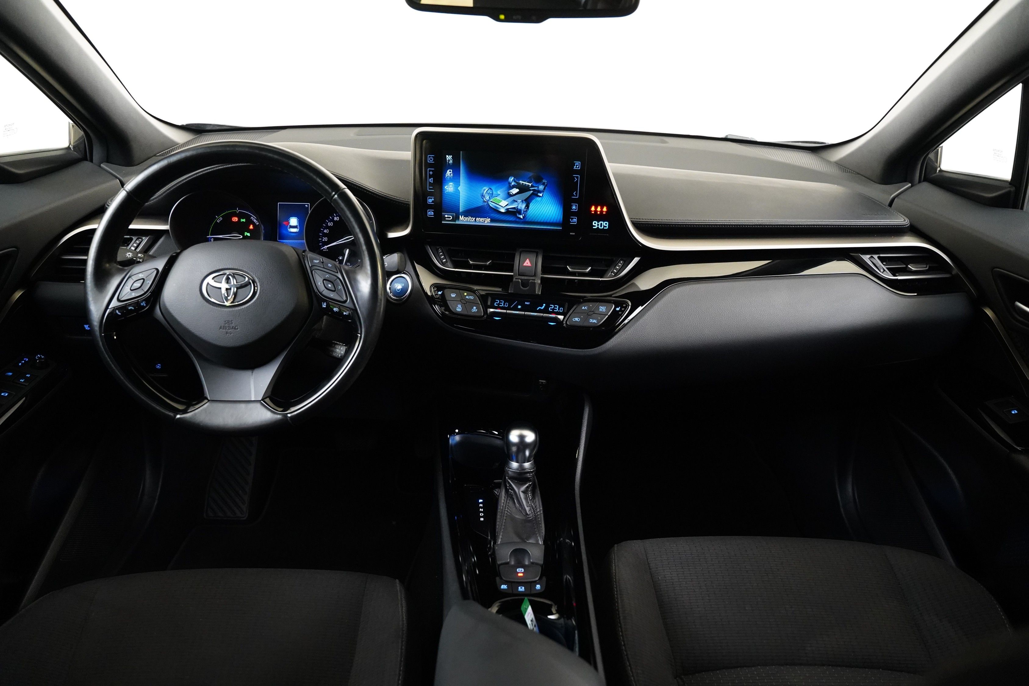 Toyota C-HR, 1.8 Hybrid 90 kW Team D - fotka 5