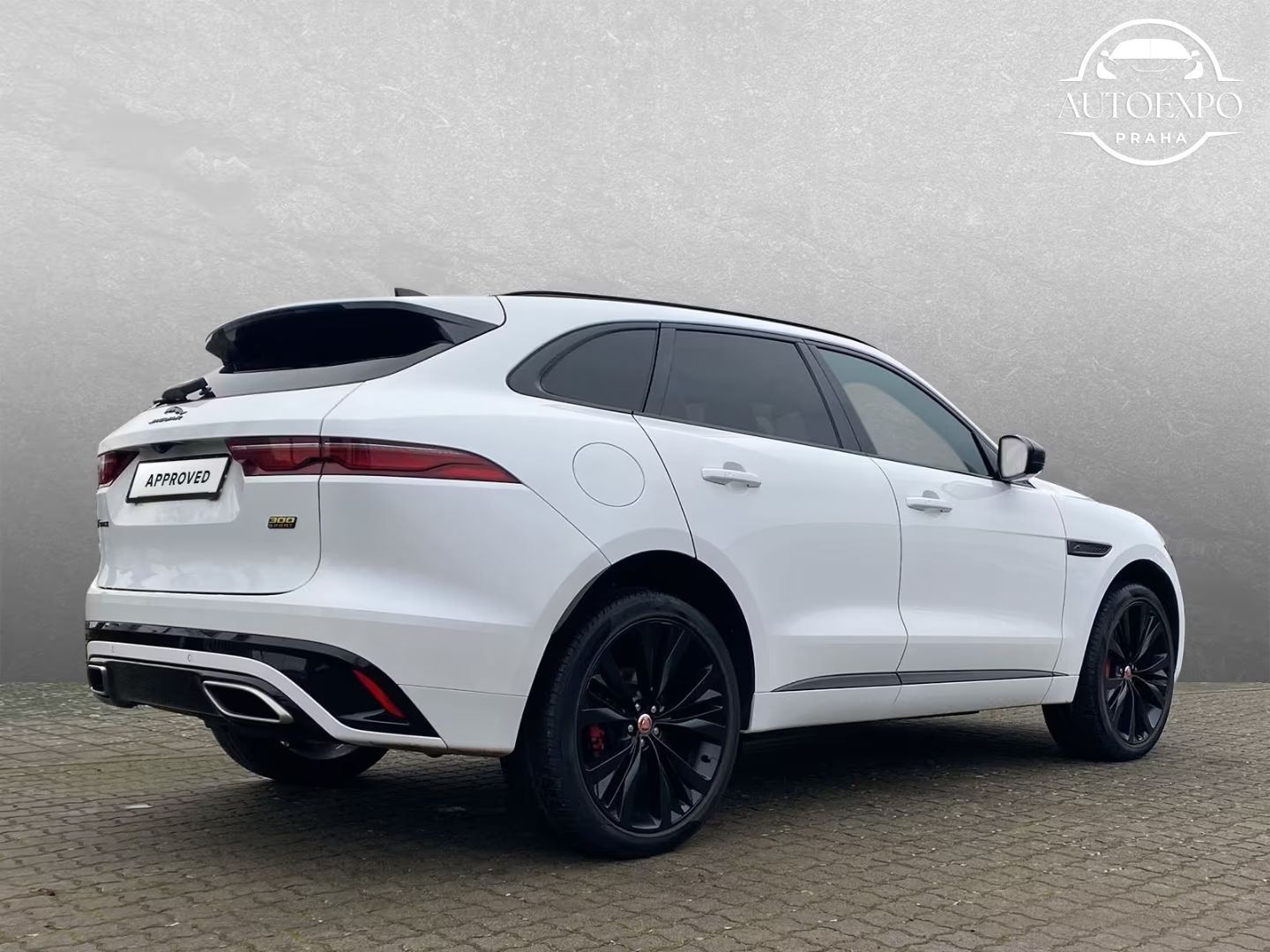 Jaguar F-Pace, D300 Sport AWD*PANORAMA*TAŽNÉ - fotka 5