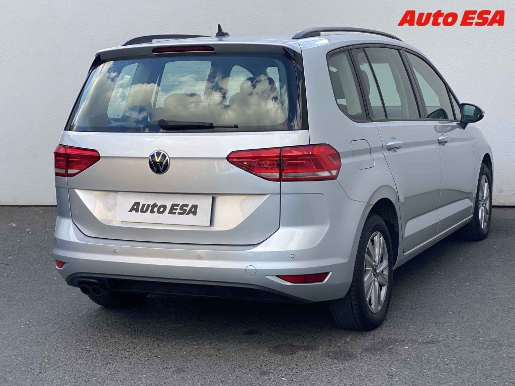 Volkswagen Touran, 2.0 TDi,Comfortline,AT - fotka 4