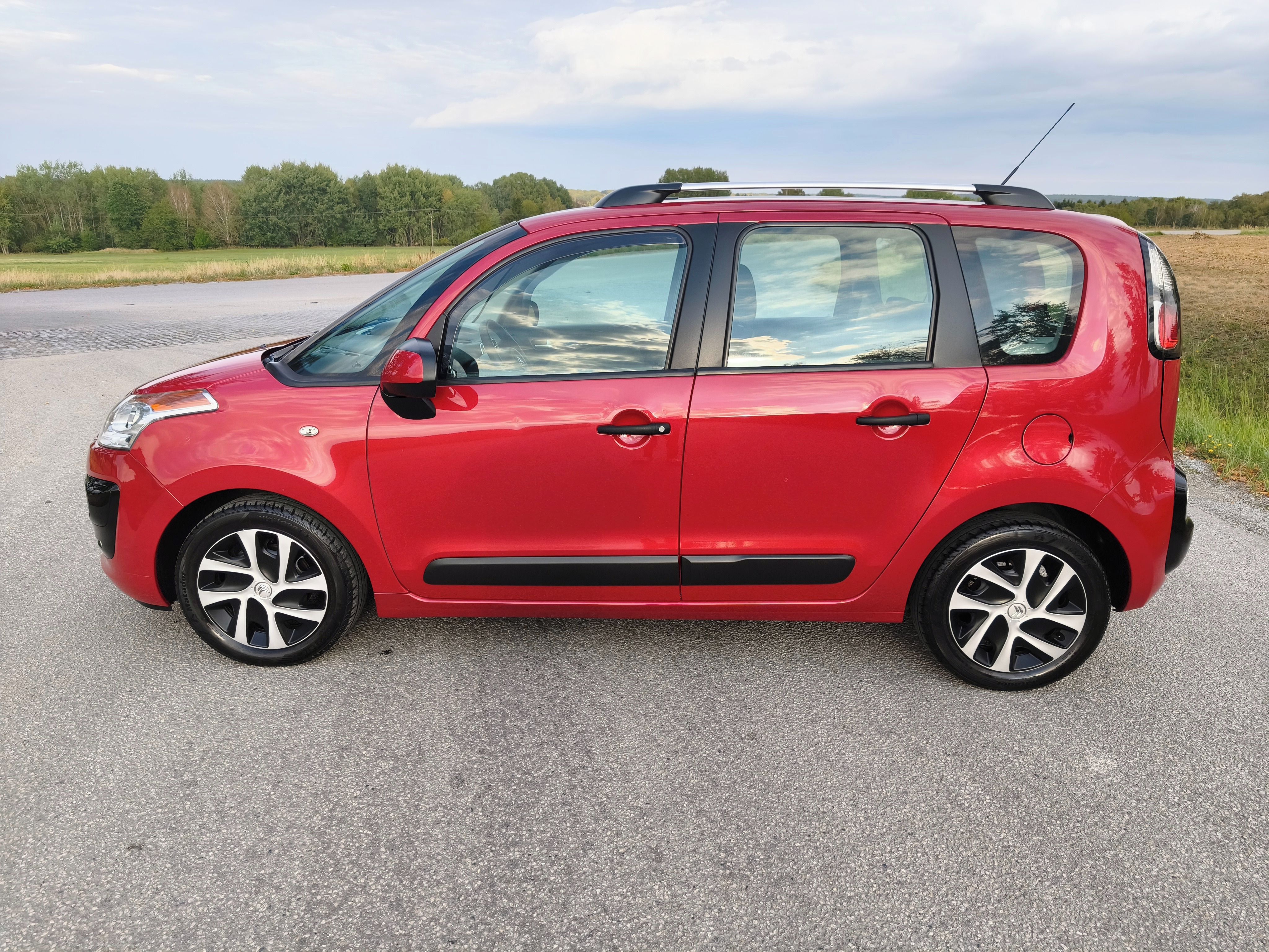 Citroën C3 Picasso, 1.4 VTi - 1.MAJITEL, PŮVOD ČR - fotka 4