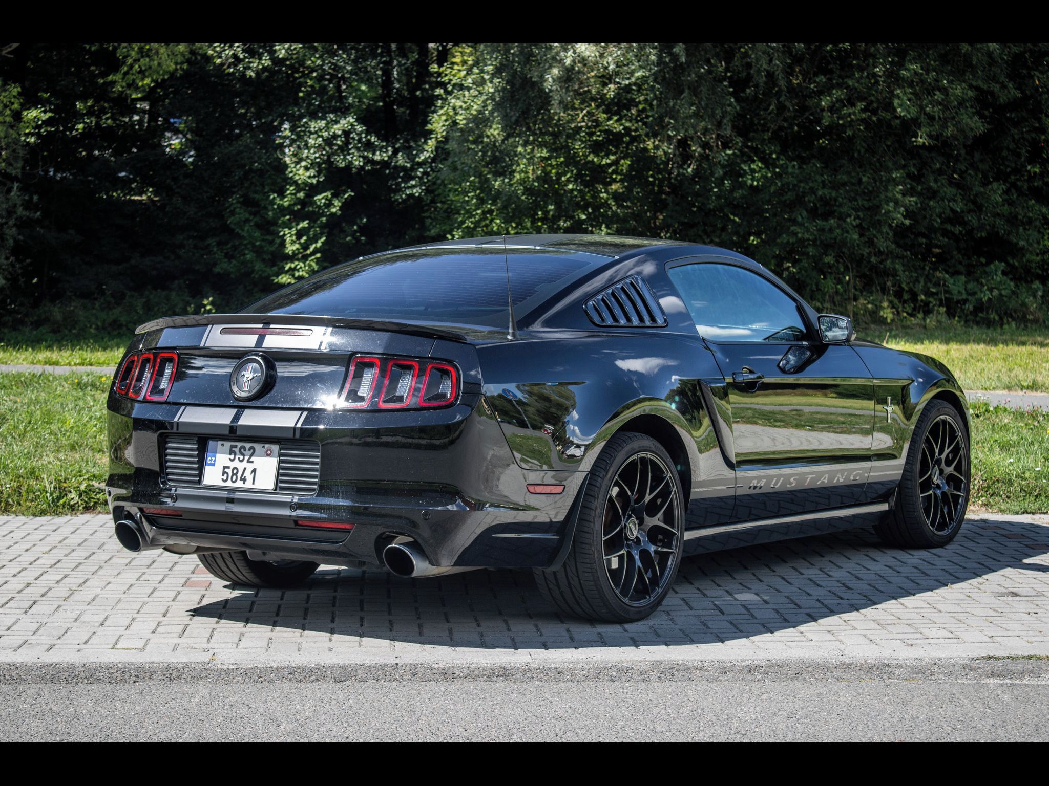Ford Mustang - fotka 5