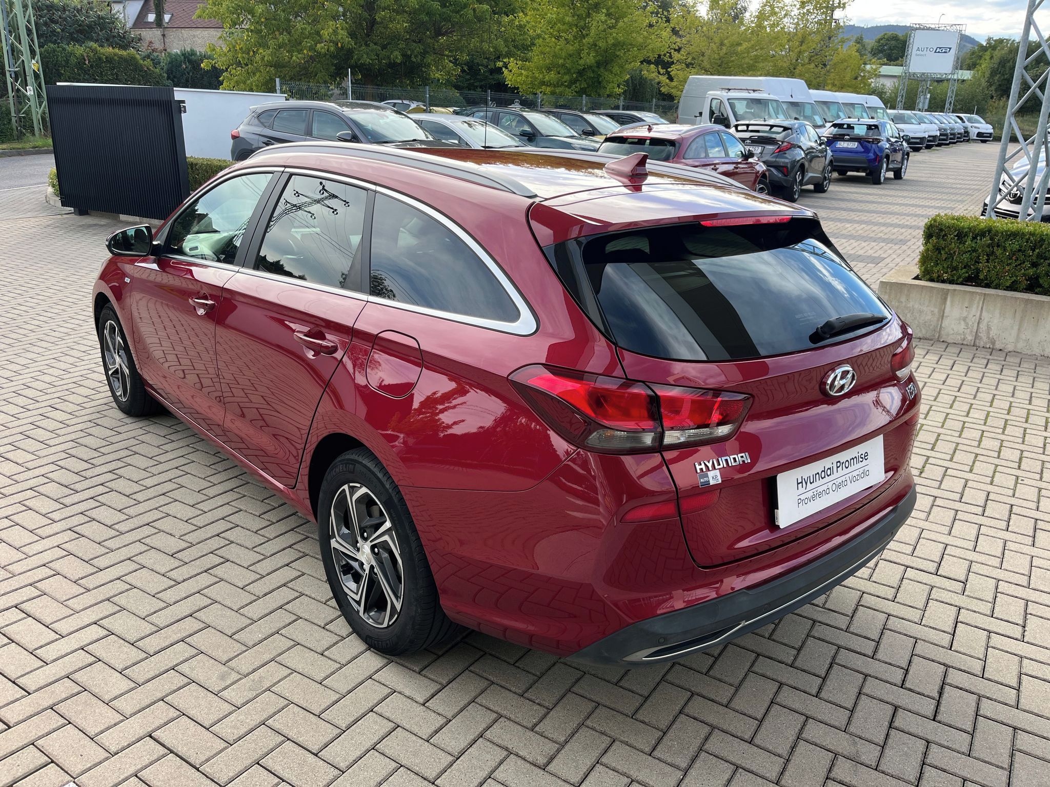Hyundai i30, 1.5 TGDI 160k Family Smart 7AT - fotka 4