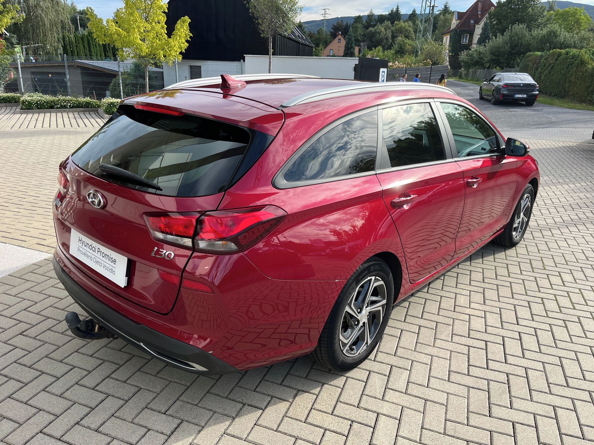Hyundai i30, 1.5i 110k Comfort Climate + TZ - fotka 6