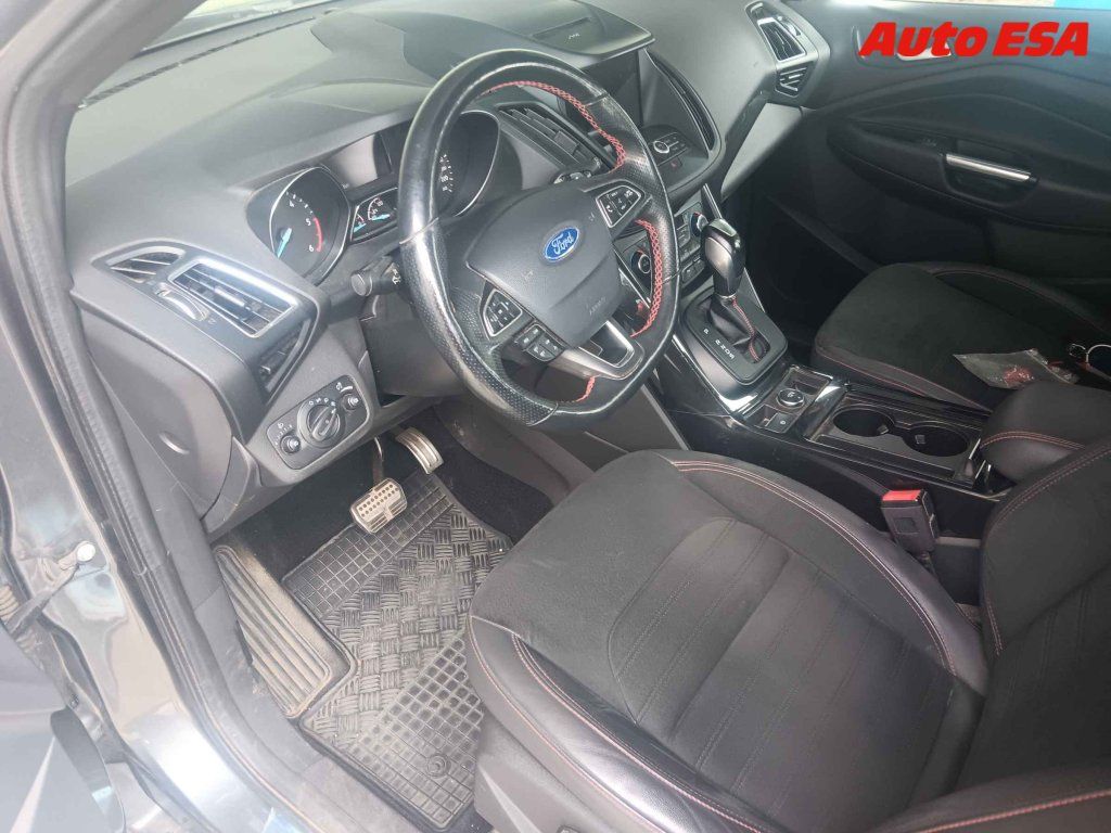 Ford Kuga, 2.0 TDCi,1.maj,ČR - fotka 3