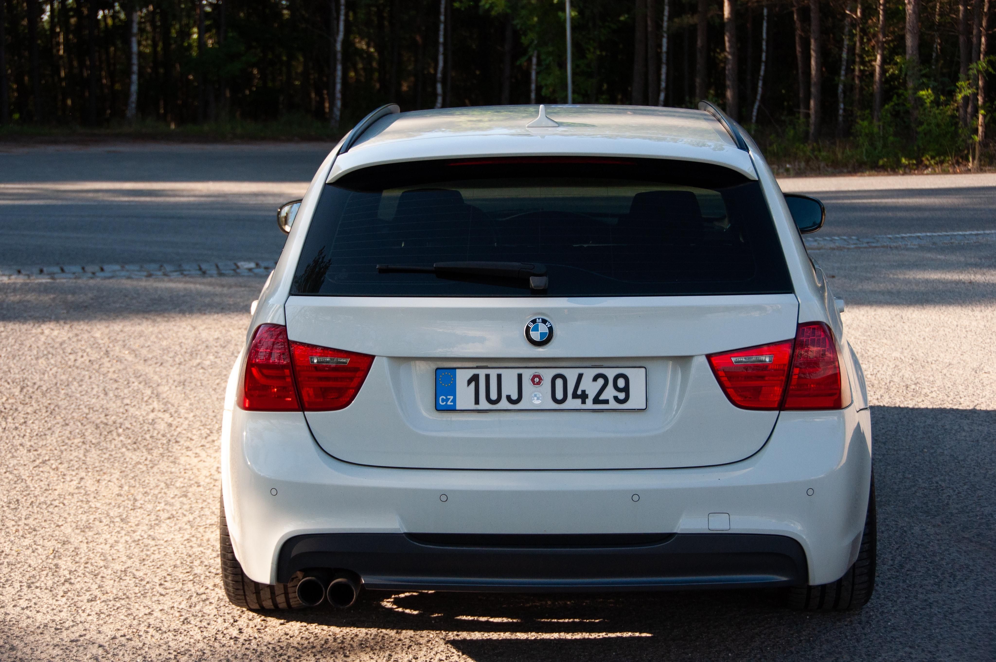 BMW Řada 3, E91 LCI 325d M-Paket Manual - fotka 4