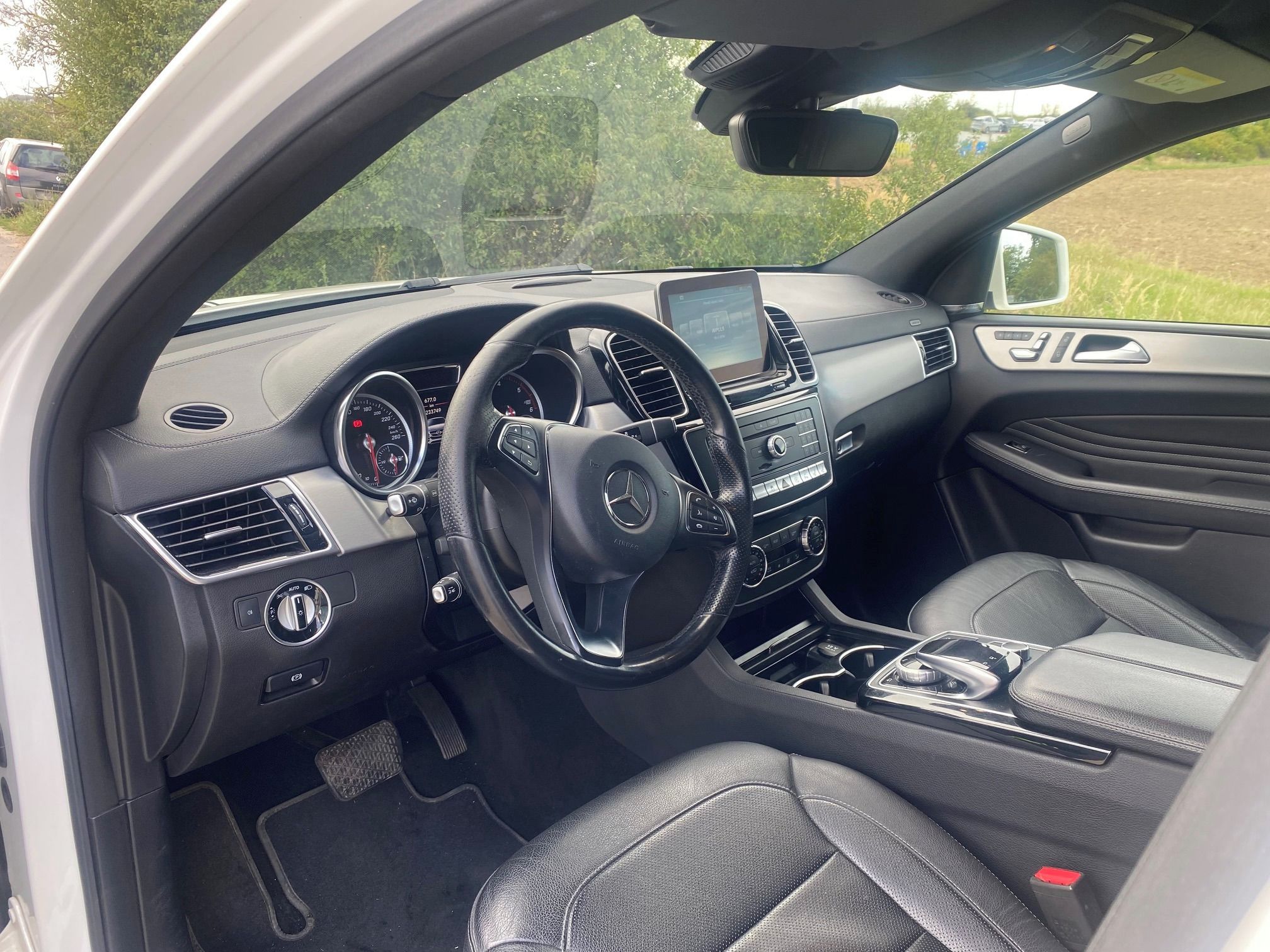 Mercedes-Benz GLE, 350D, 4MATIC - fotka 5