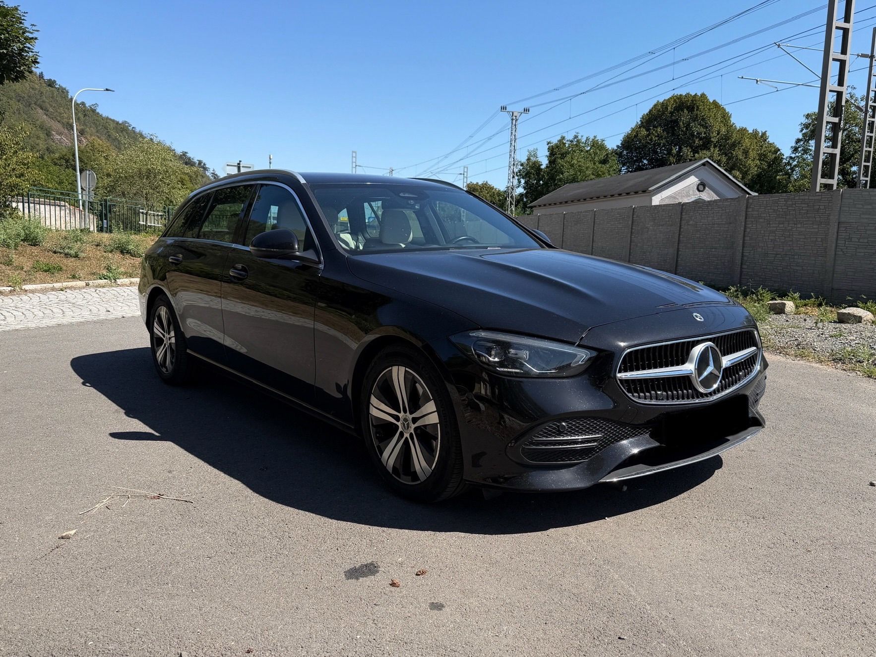 Mercedes-Benz Třídy C, C220d, 4MATIC, ZÁRUKA - fotka 3